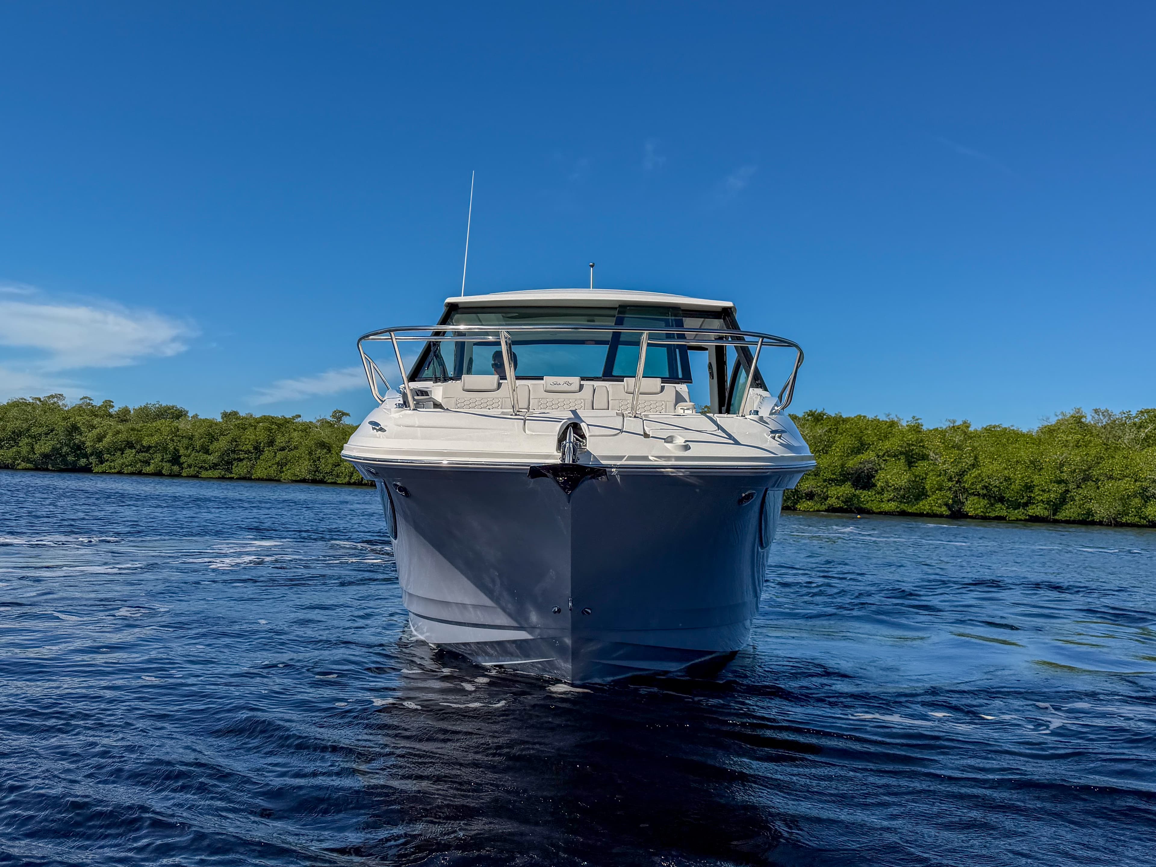 2027 Sea Ray Sundancer 320 Outboard for Sale in Fort Myers, FL Express Cruiser 3