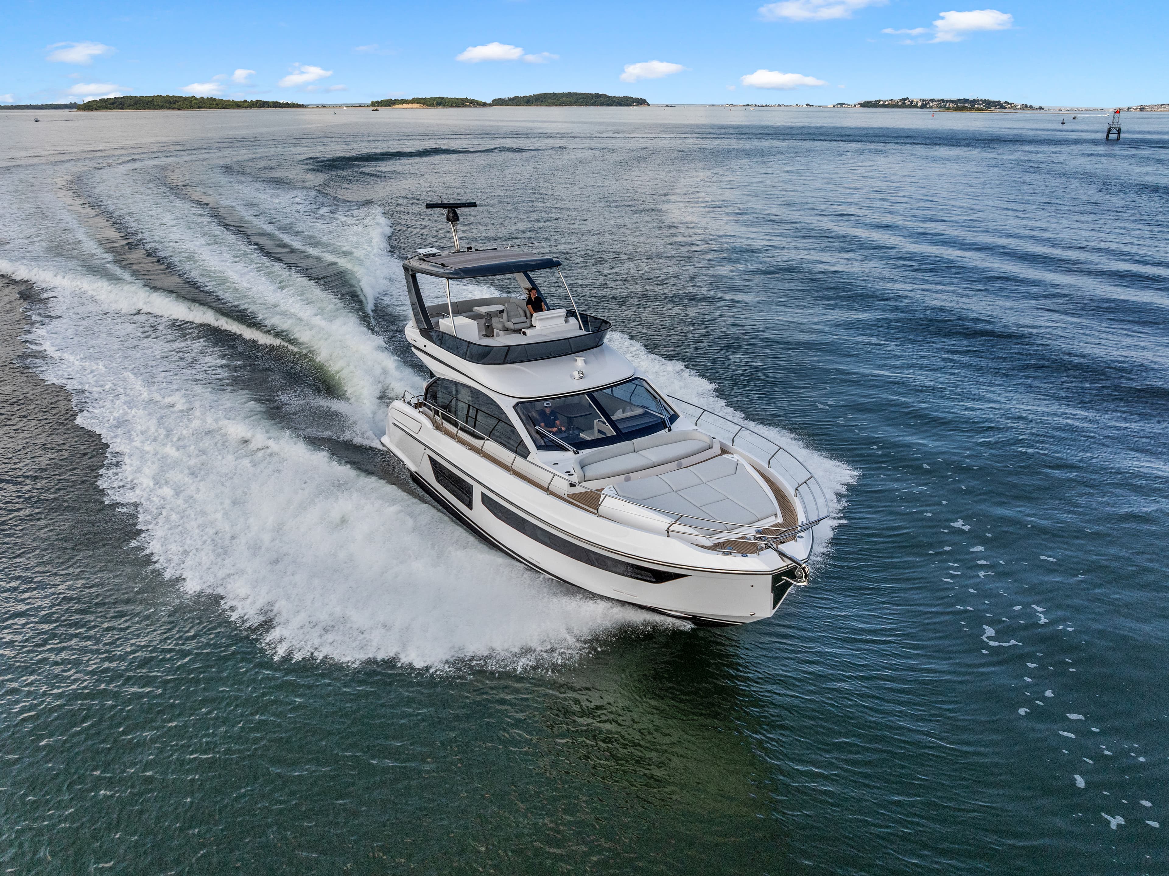 2027 Azimut Fly 53 for Sale in Quincy, MA Flybridge 3
