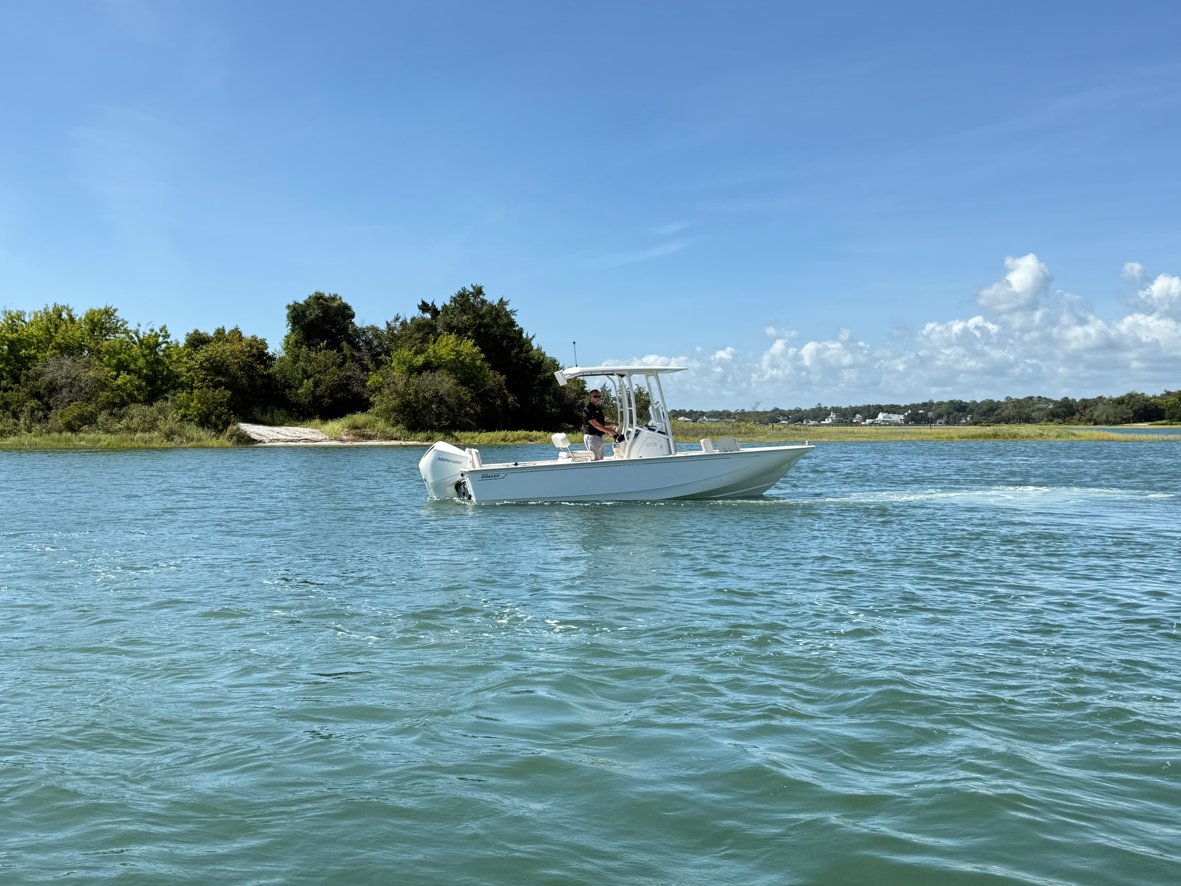 2027 Boston Whaler 210 Montauk for Sale in Wrightsville Beach, North Carolina Center Console