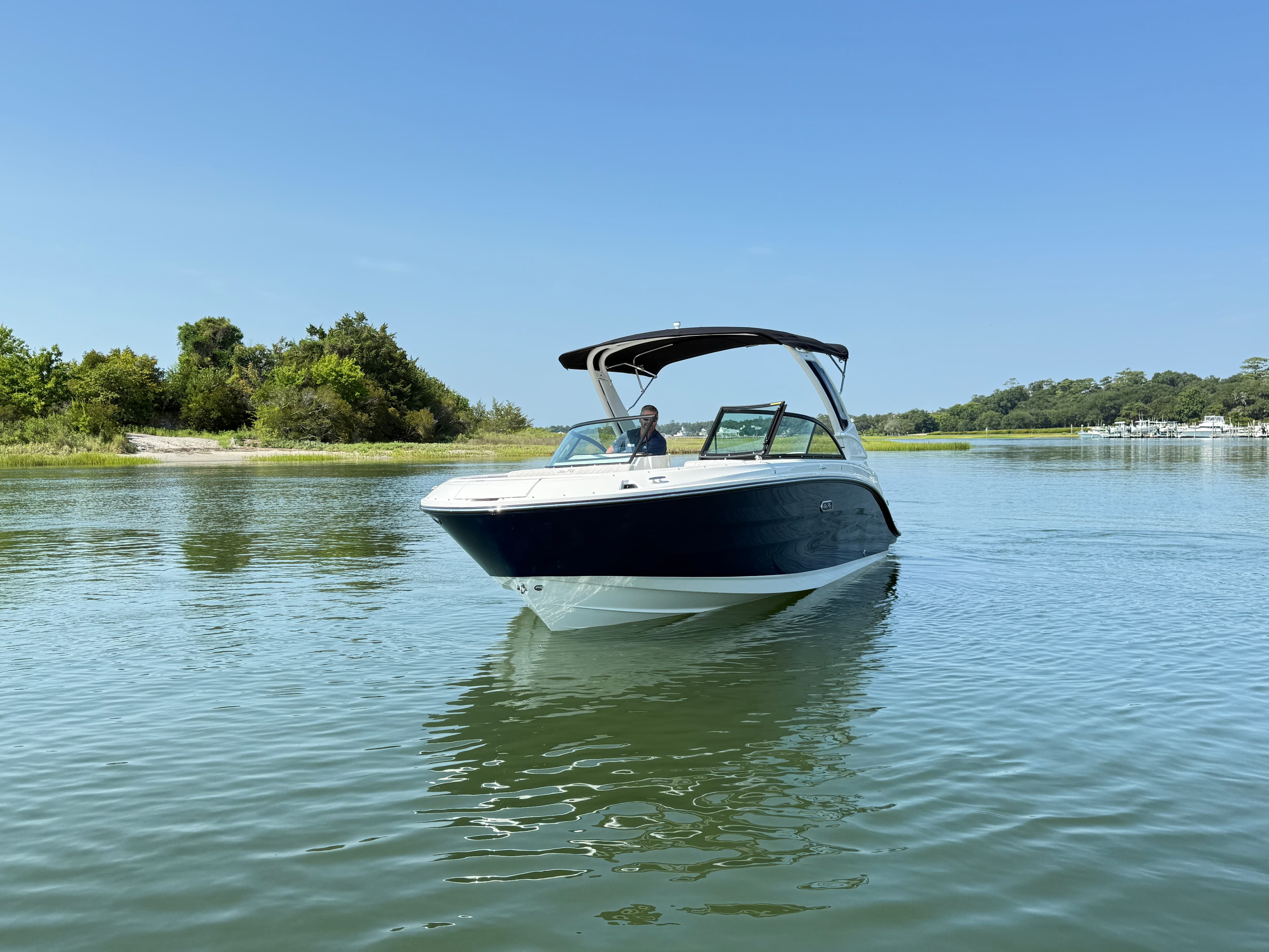 2027 Sea Ray SDX 230 Outboard for Sale in Wrightsville Beach, North Carolina Bowrider 4