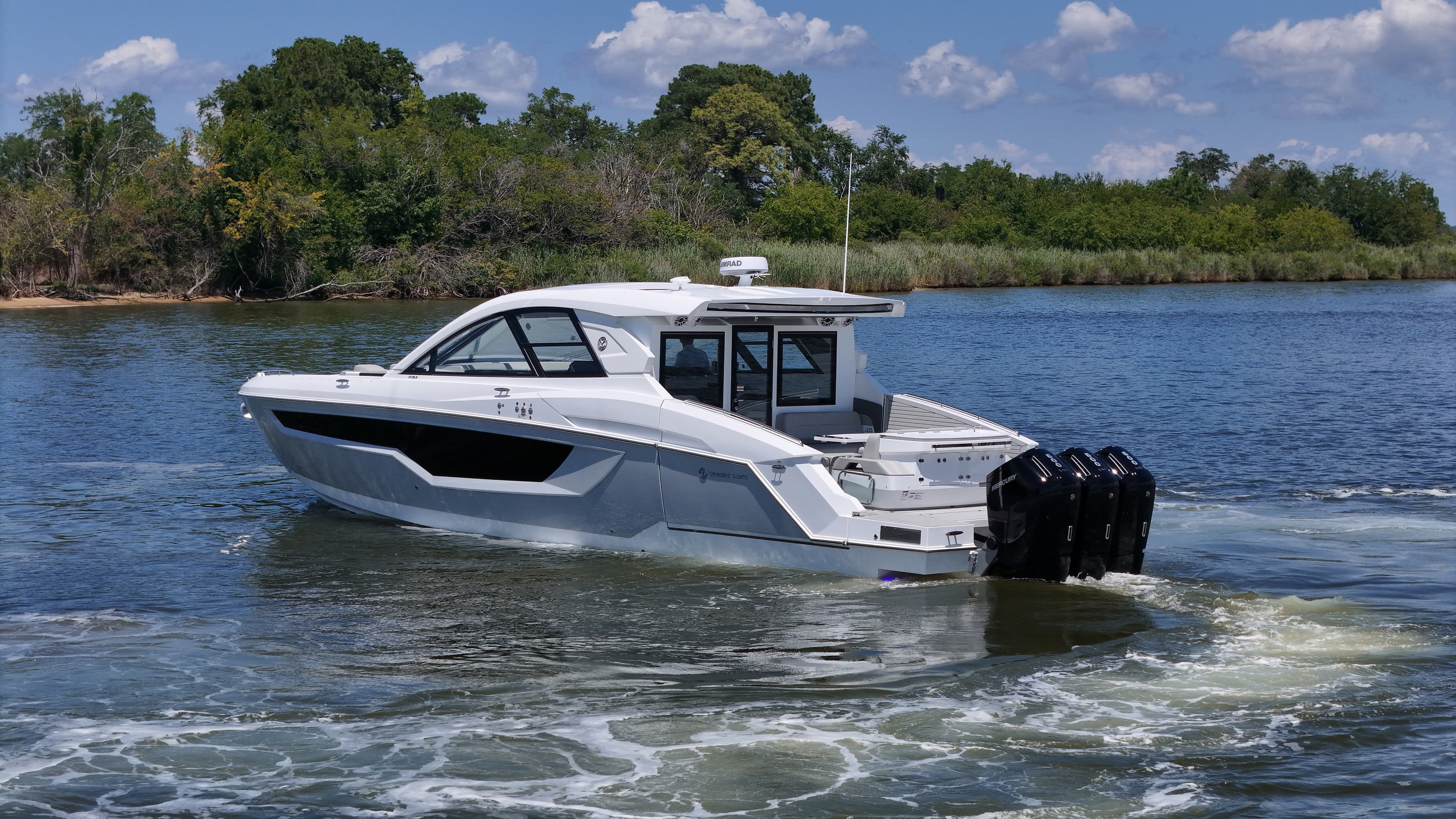 2026 Cruisers Yachts 50 GLS for Sale in Grasonville, MD Day Boats 4