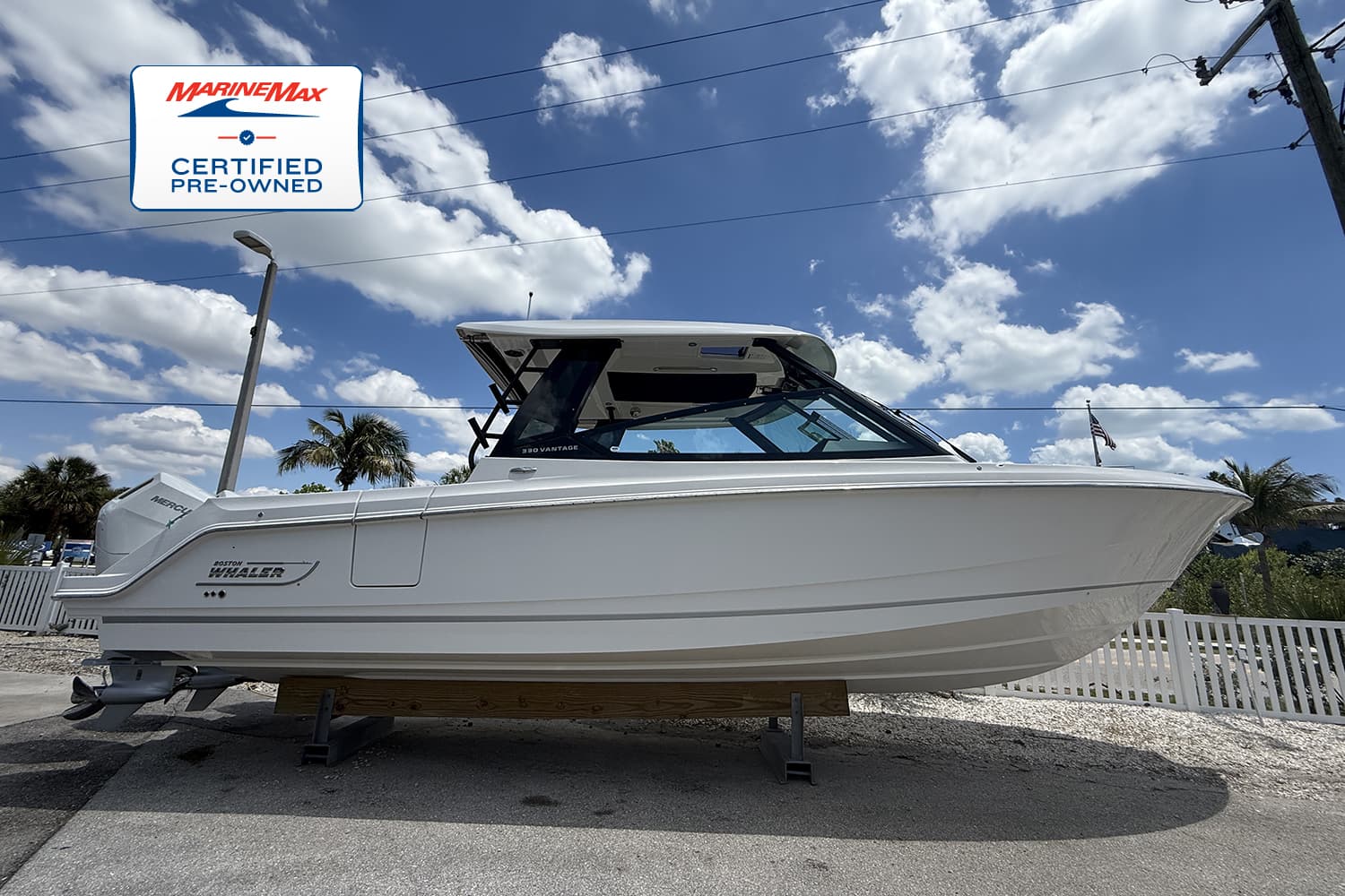 2025 Boston Whaler 330 Vantage for Sale in Sarasota, FL Dual Console