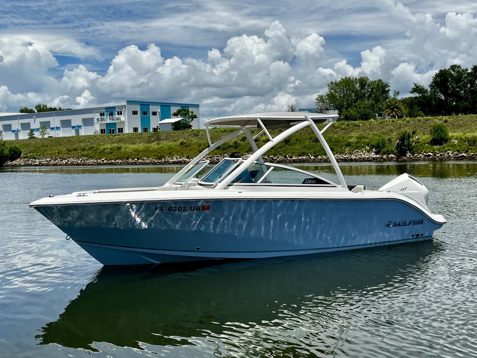 2024 Sailfish 226 DC for Sale in Venice, Florida Dual Console