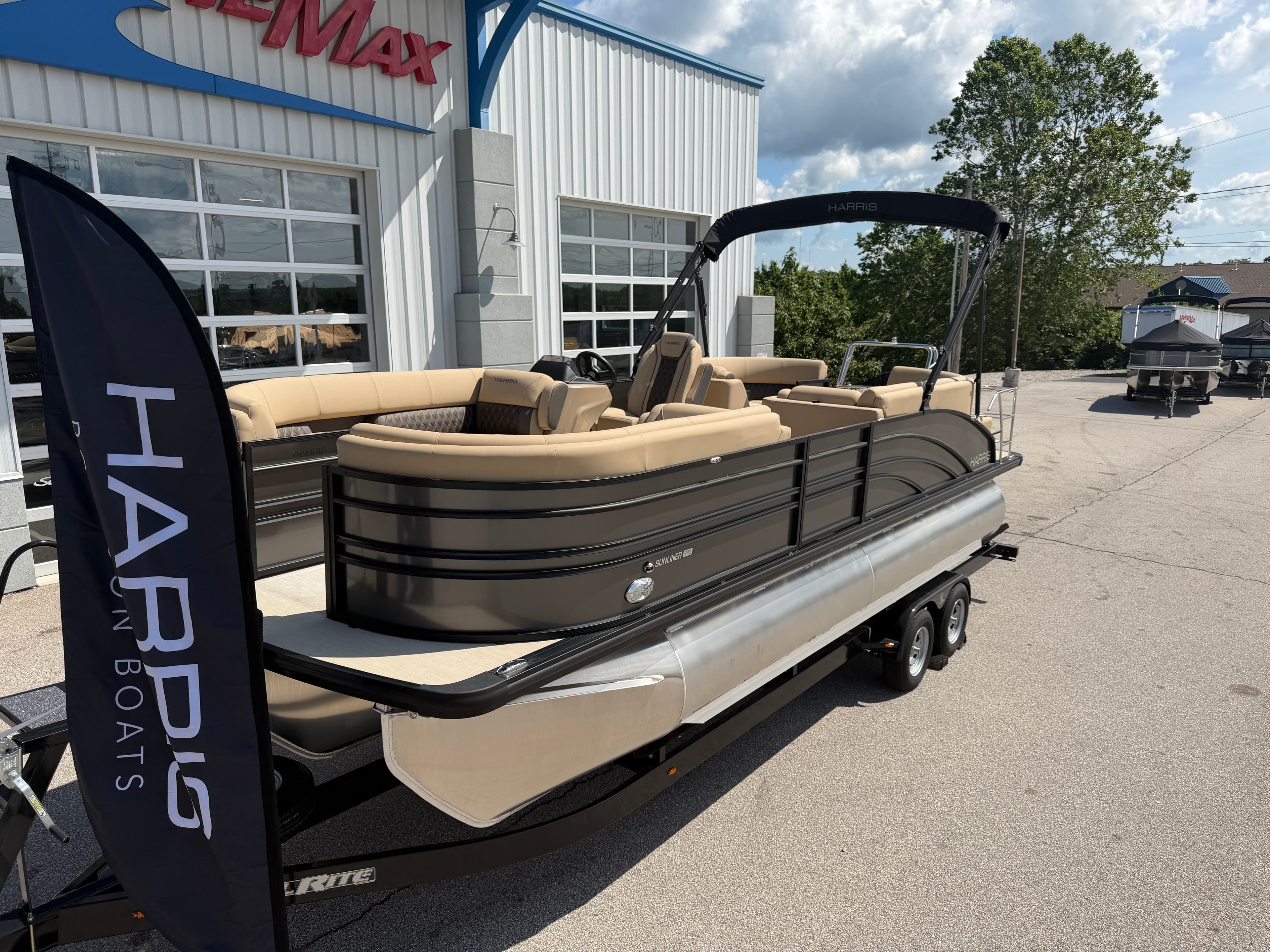 2025 Harris 230 Sunliner for Sale in Osage Beach, MO Pontoon Boats 2