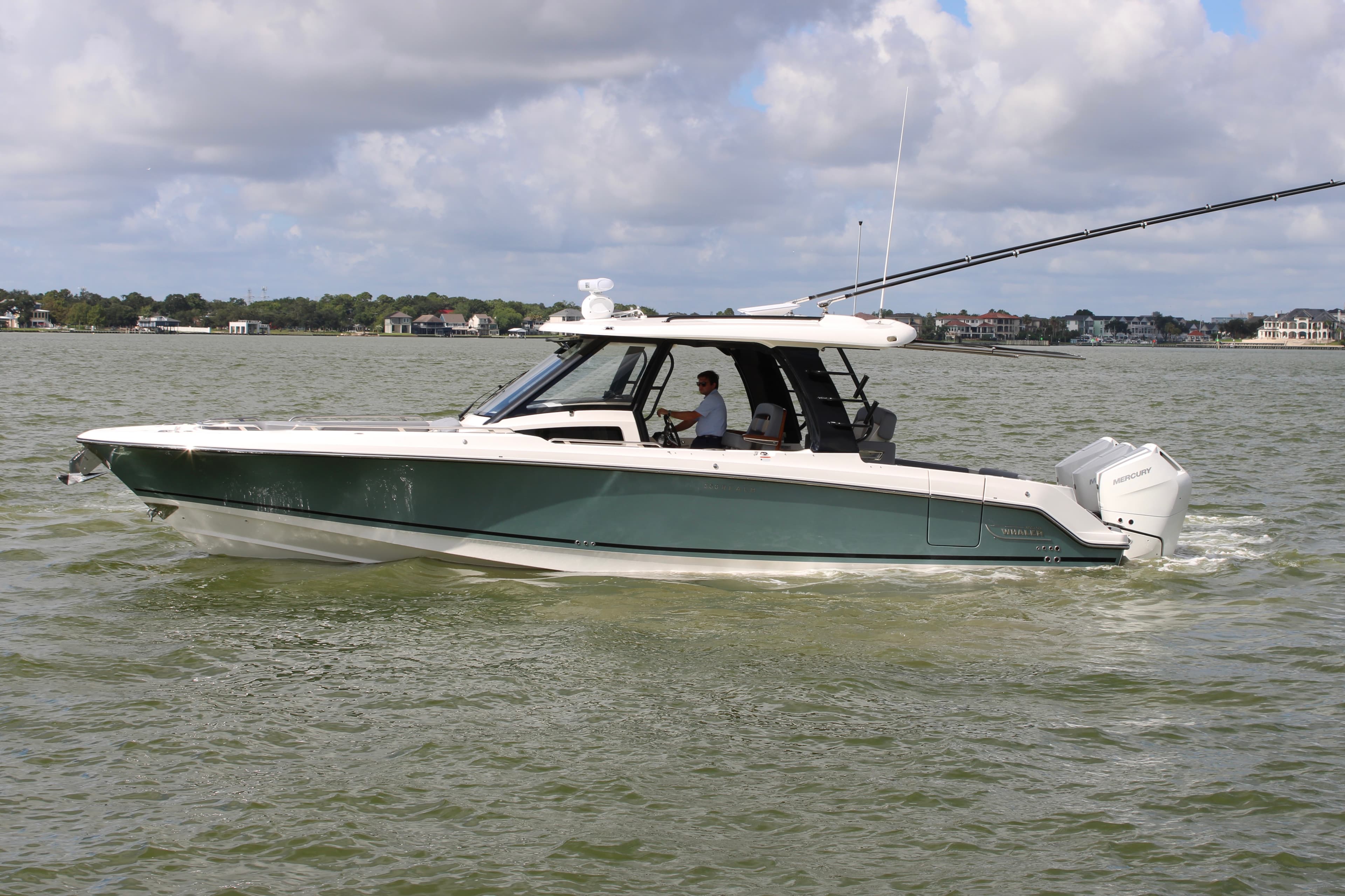 2026 Boston Whaler 350 Realm for Sale in Seabrook, TX Bowrider