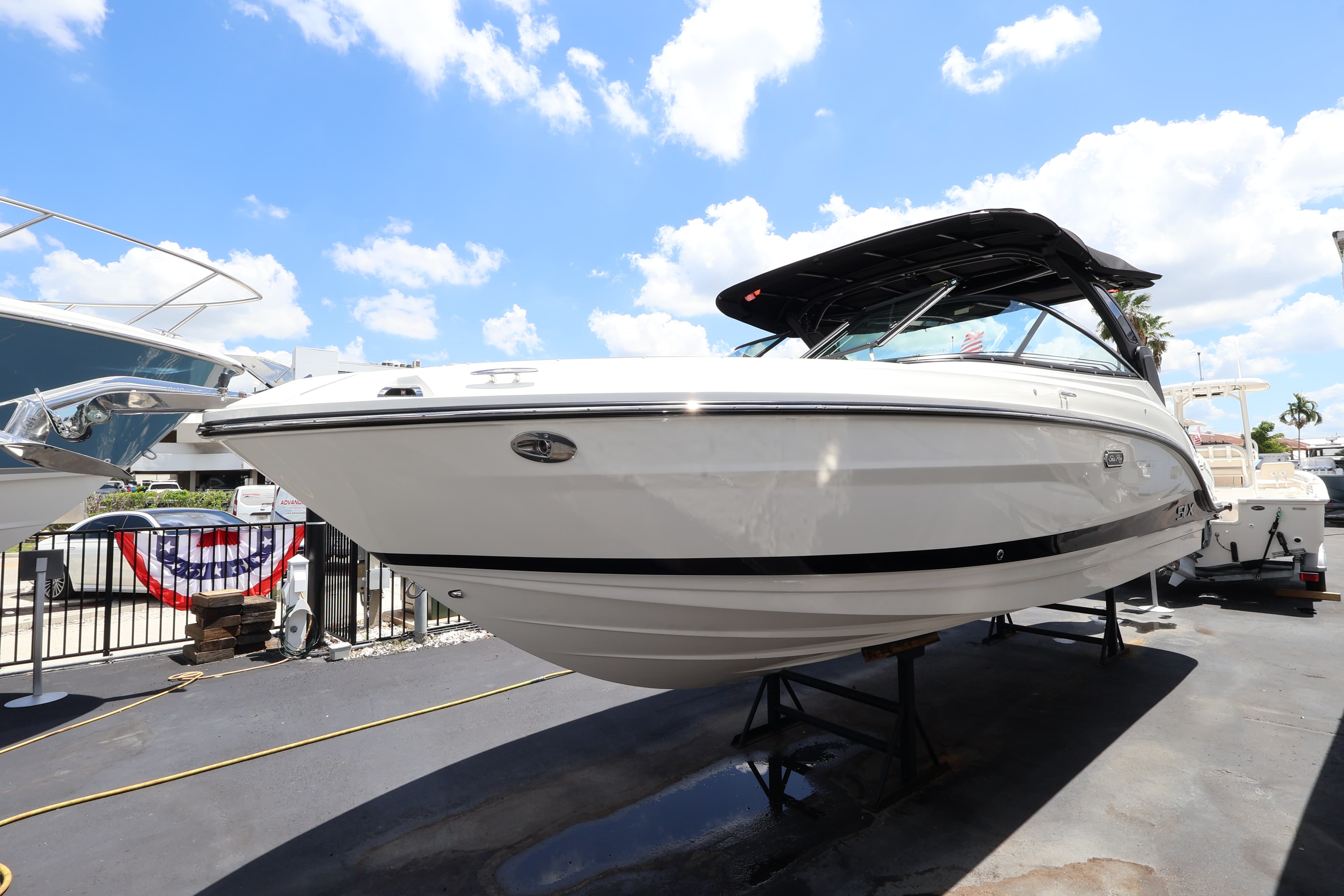 2027 Sea Ray SLX 260 Outboard for Sale in Naples, Florida Bowrider 5