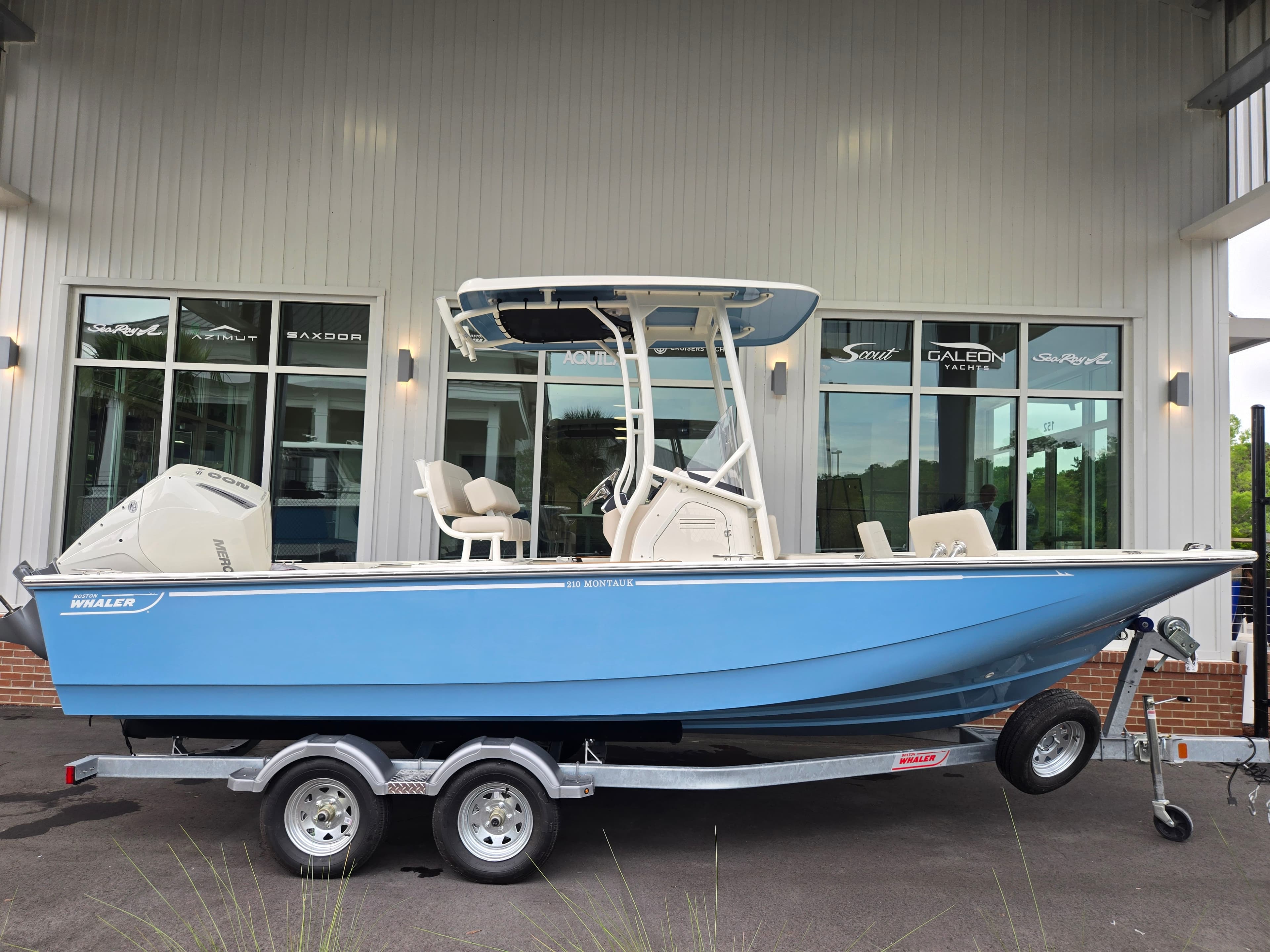 2027 Boston Whaler 210 Montauk for Sale in Charleston, SC Center Console