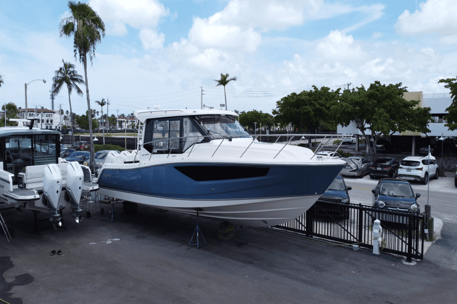 2025 Boston Whaler 365 Conquest for Sale in Naples, Florida Freshwater Fishing