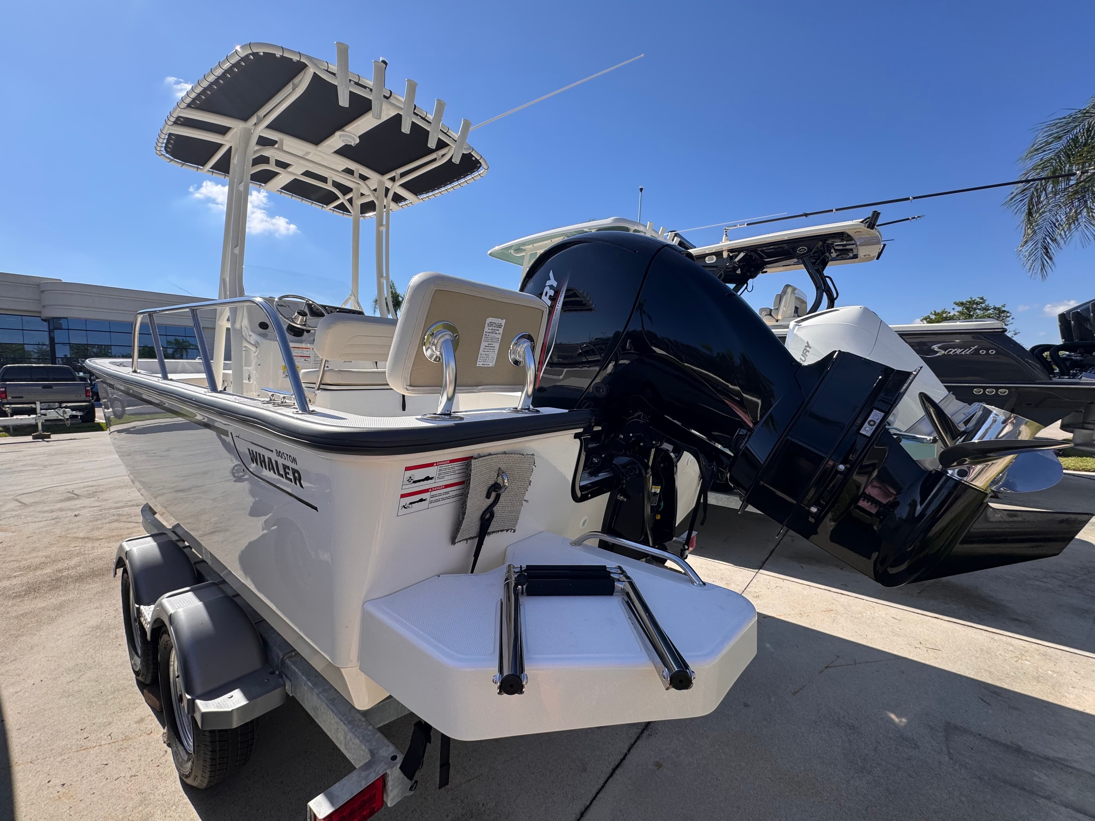2026 Boston Whaler 190 Montauk for Sale in Stuart, Florida Center Console 5