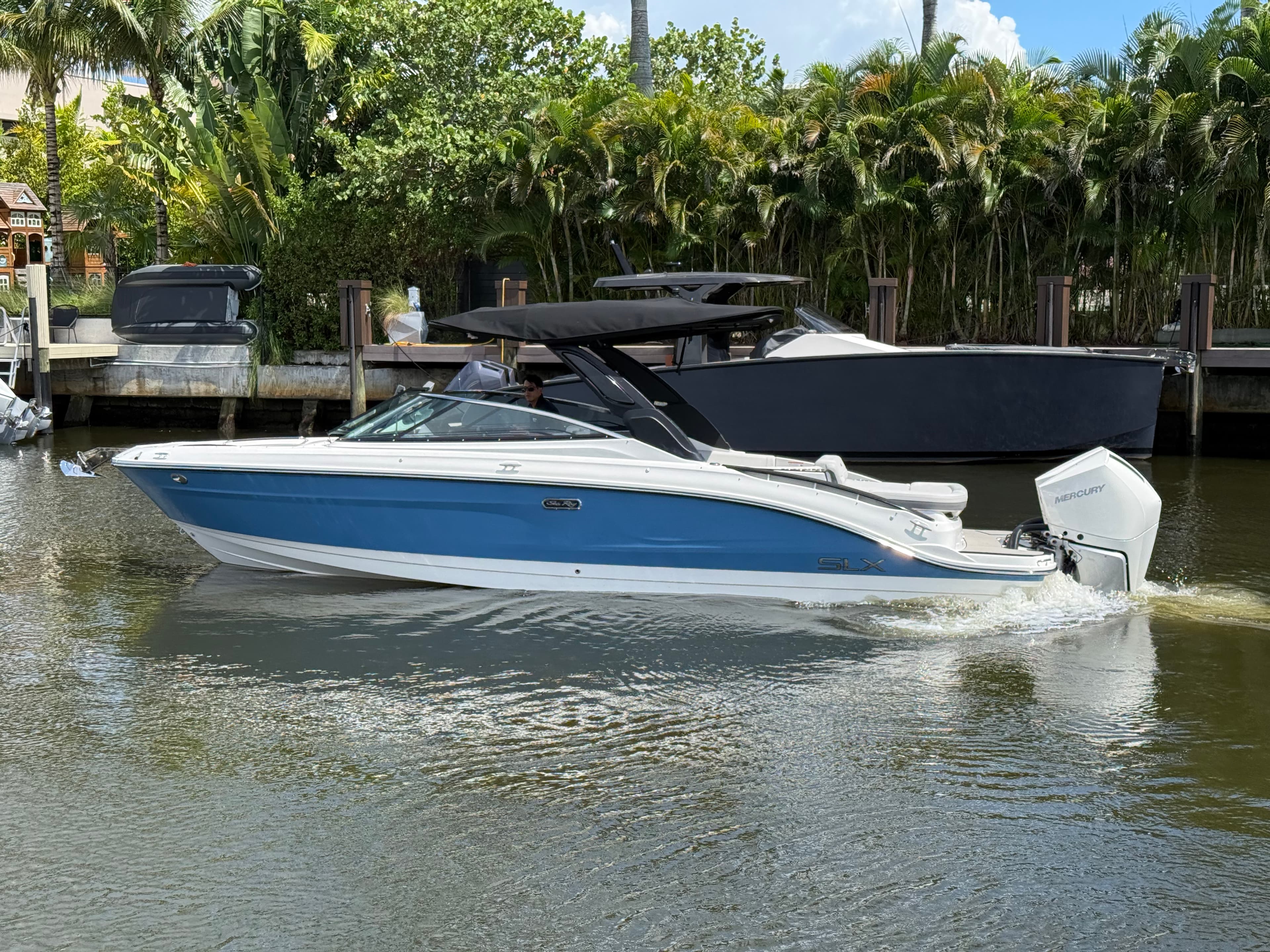 2026 Sea Ray SLX 280 Outboard for Sale in Miami, FL Bowrider 2