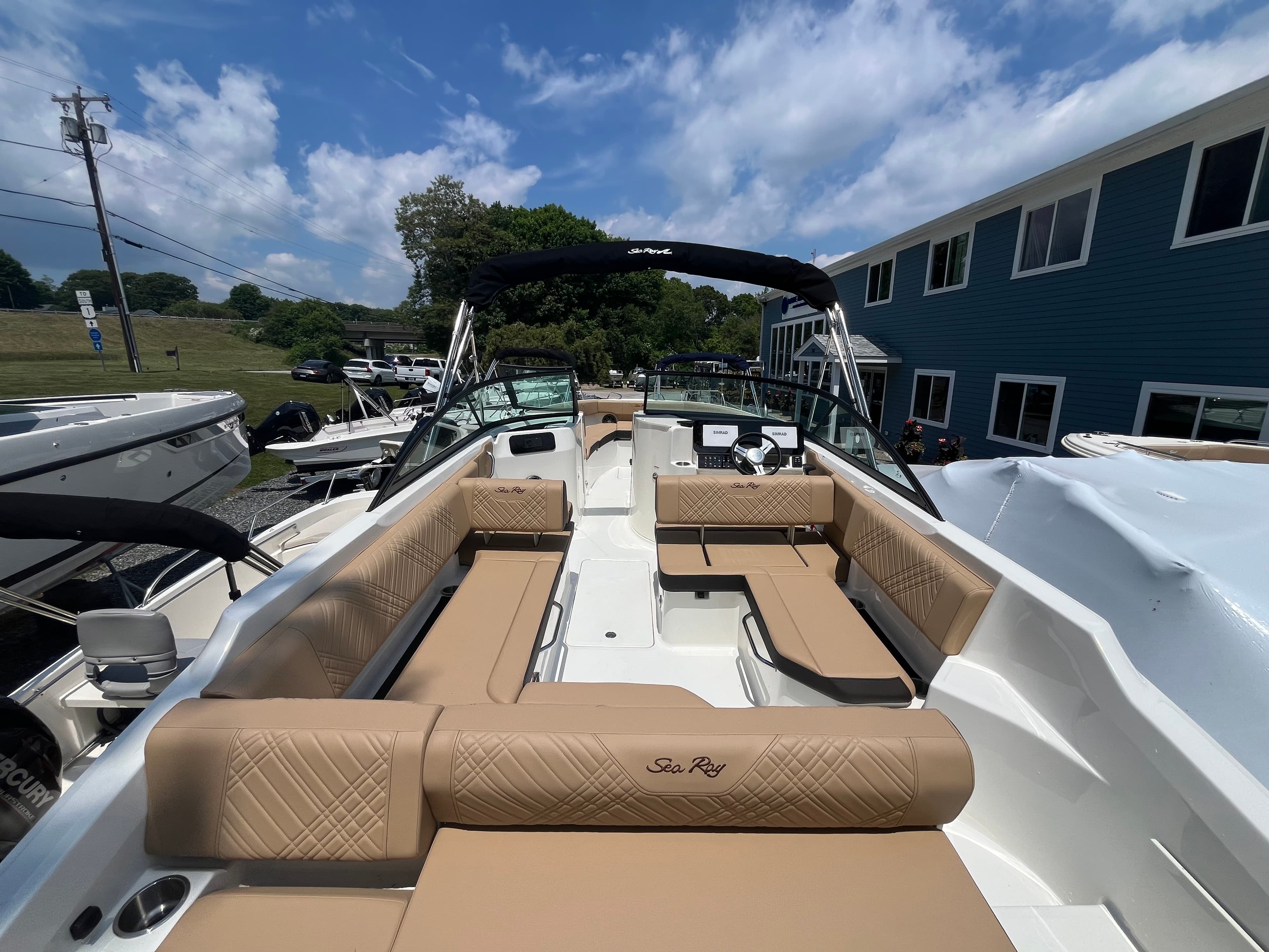 2026 Sea Ray SDX 250 Outboard for Sale in Wakefield, RI Bowrider 4