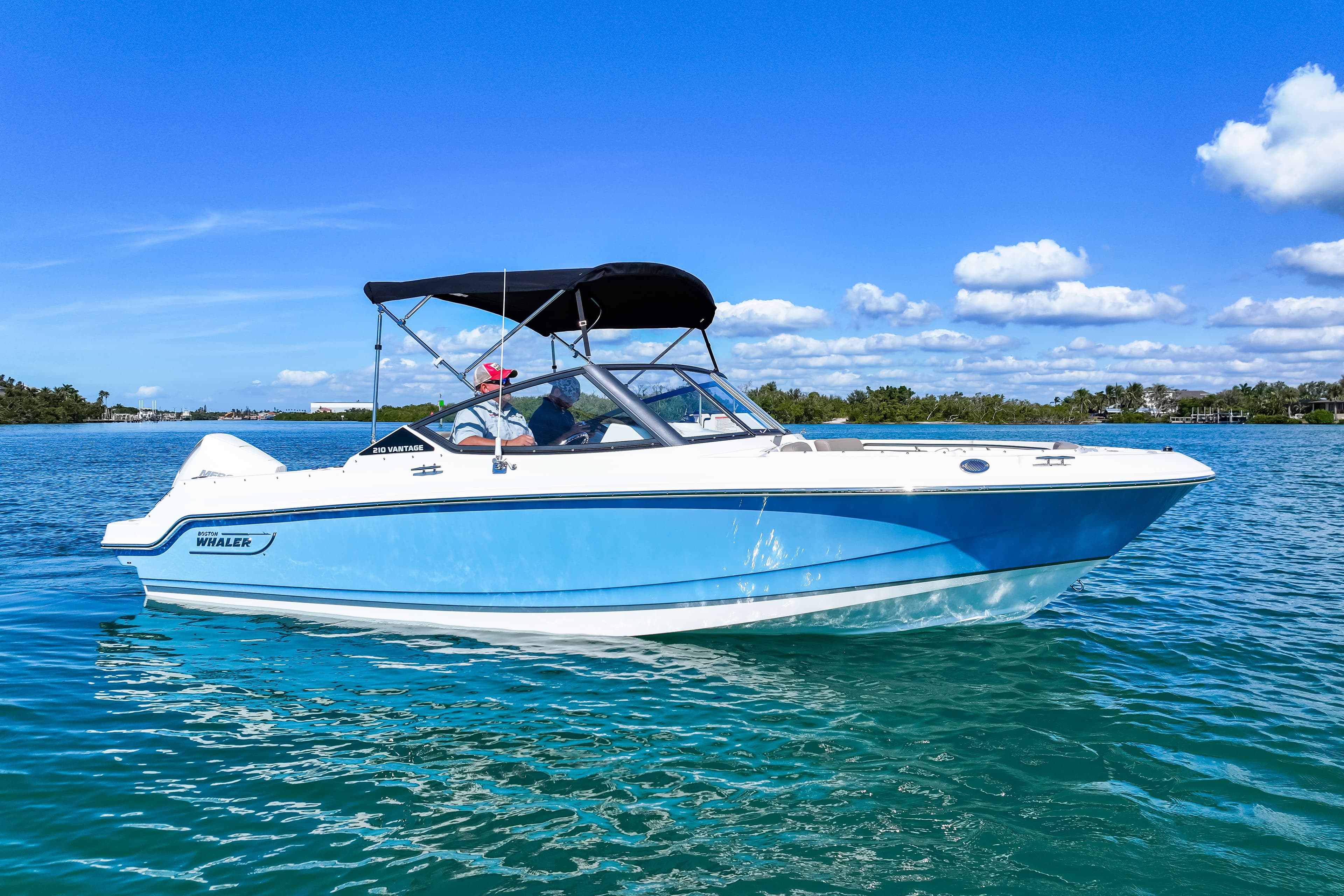 2026 Boston Whaler 210 Vantage for Sale in Venice, Florida Bowrider 2