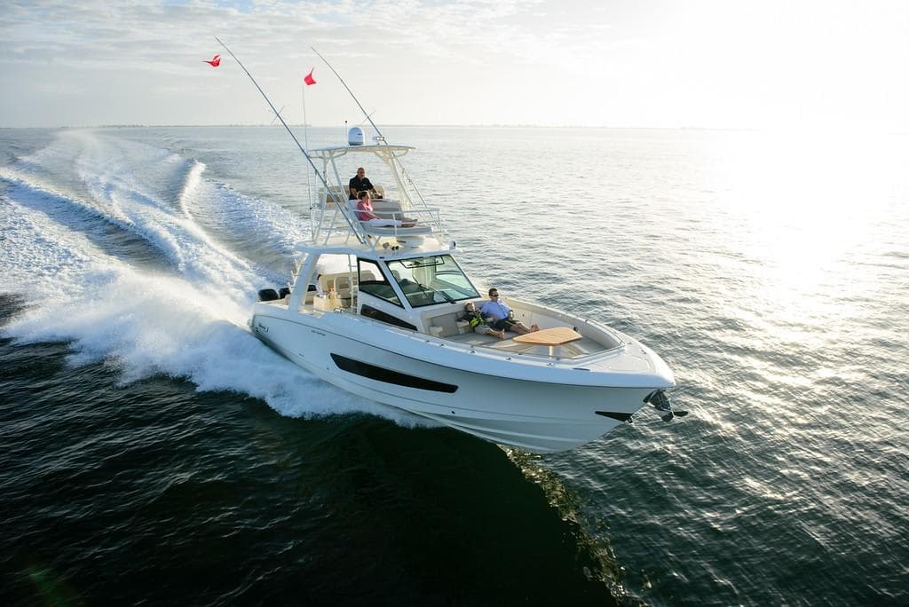 2027 Boston Whaler 420 Outrage for Sale in Sarasota, FL Sport Fishing