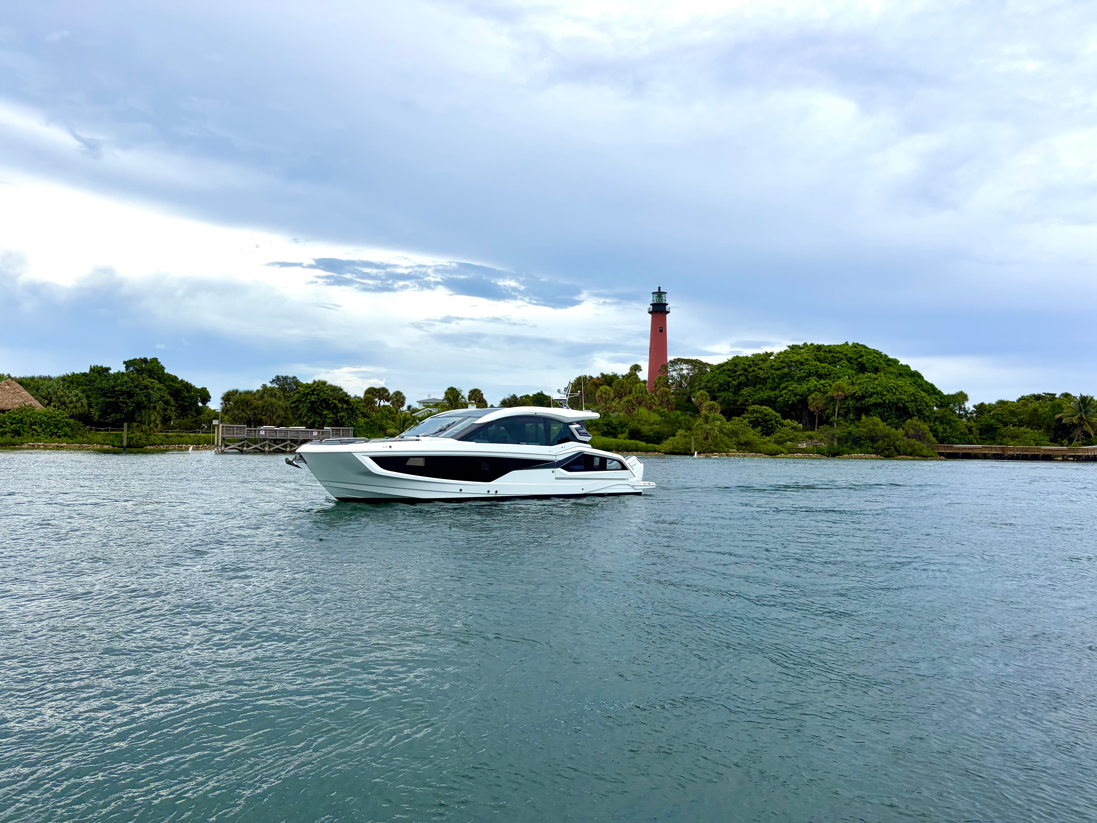 2026 Galeon Yachts 435 GTO for Sale in Jupiter, Florida Sport Cruiser 2