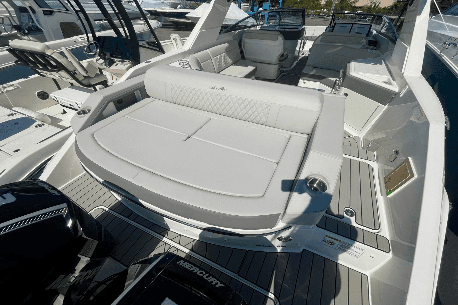 2026 Sea Ray SLX 310 Outboard for Sale in Danvers, Massachusetts Bowrider 3