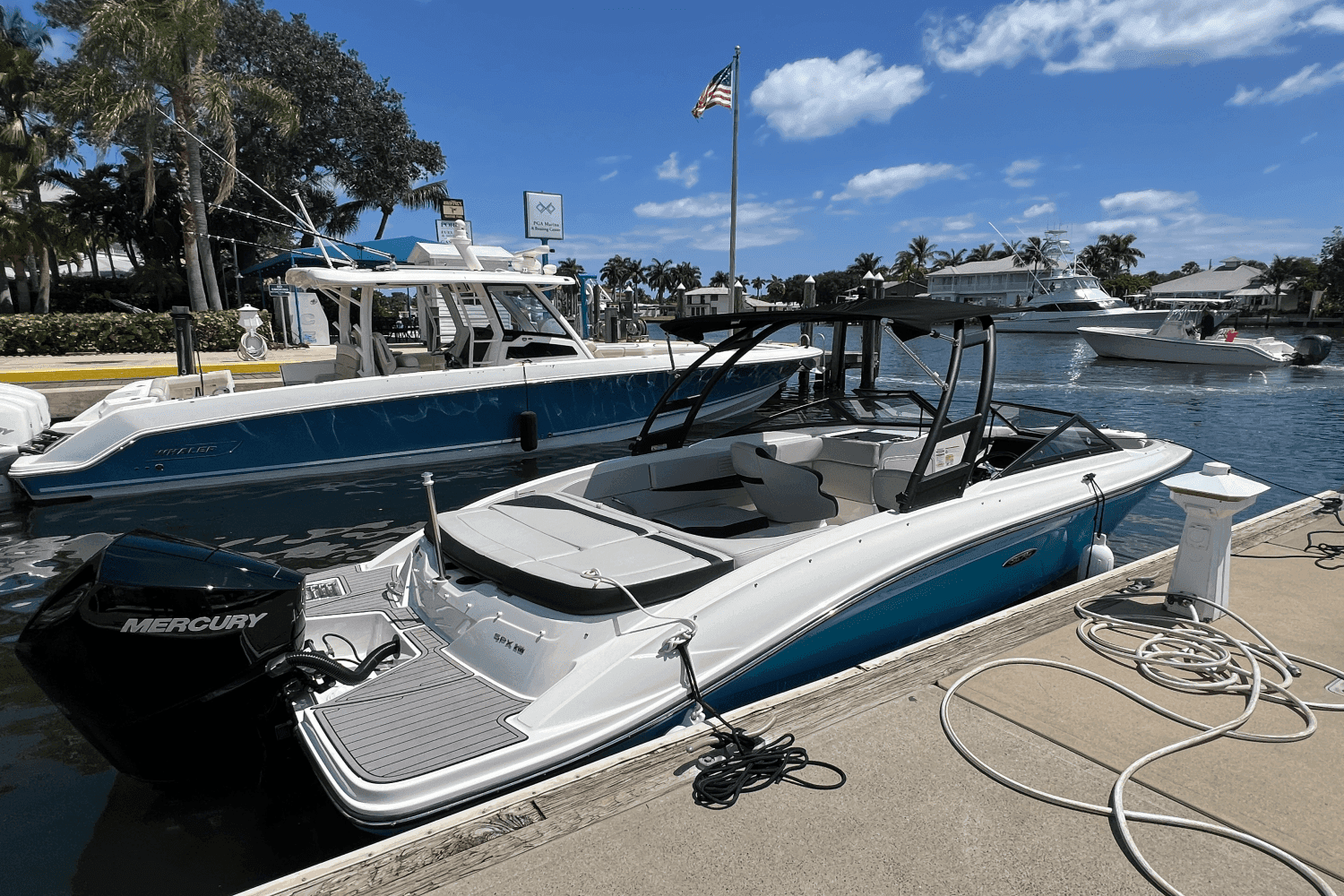 2023 Sea Ray SPX 210 Outboard for Sale in Stuart, Florida Bowrider 2