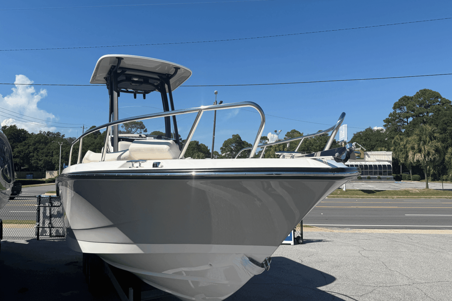 2026 Boston Whaler 250 Dauntless for Sale in Panama City, FL Center Console 4