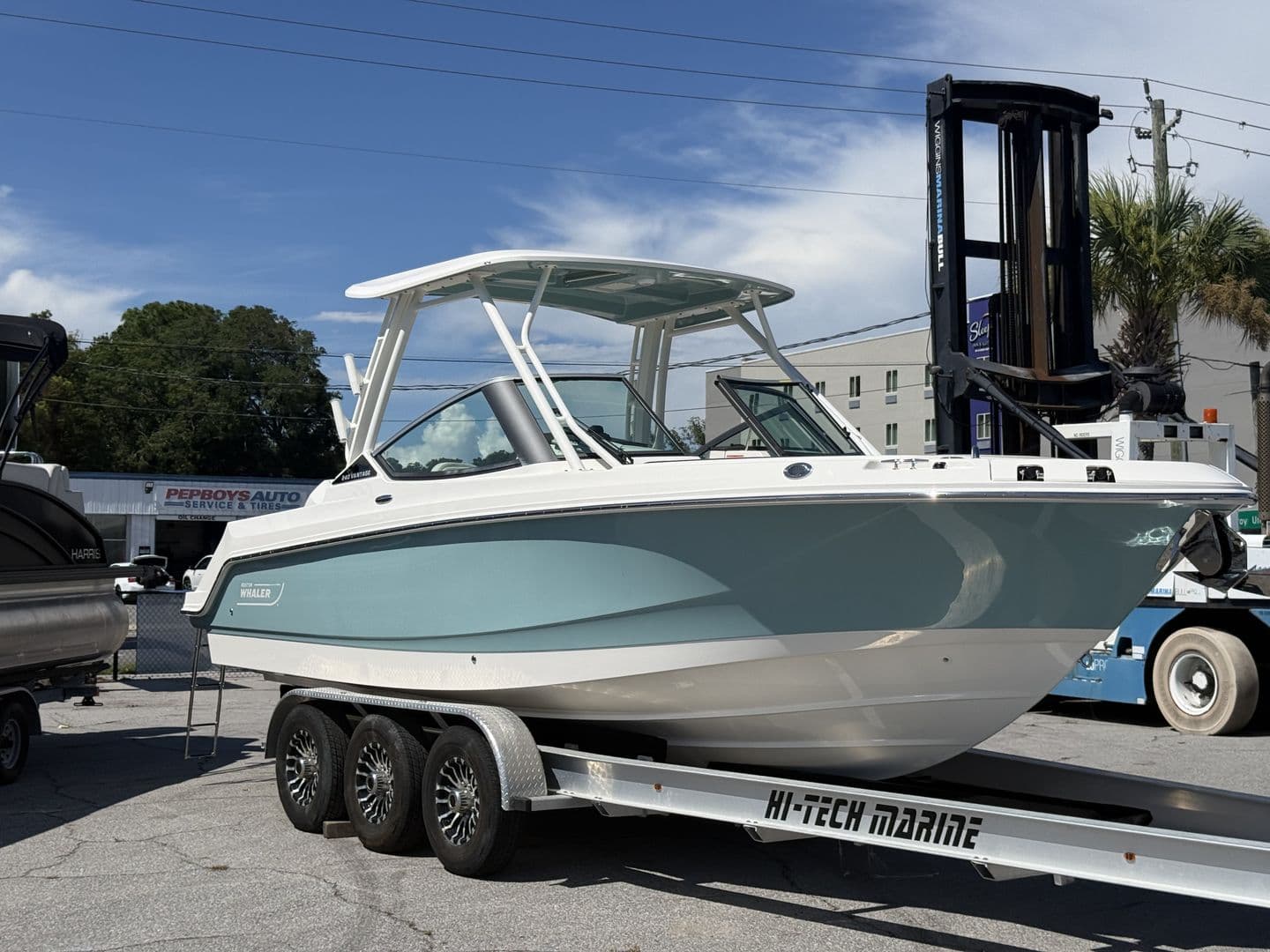 2026 Boston Whaler 240 Vantage for Sale in Fort Walton Beach, Florida Dual Console 2