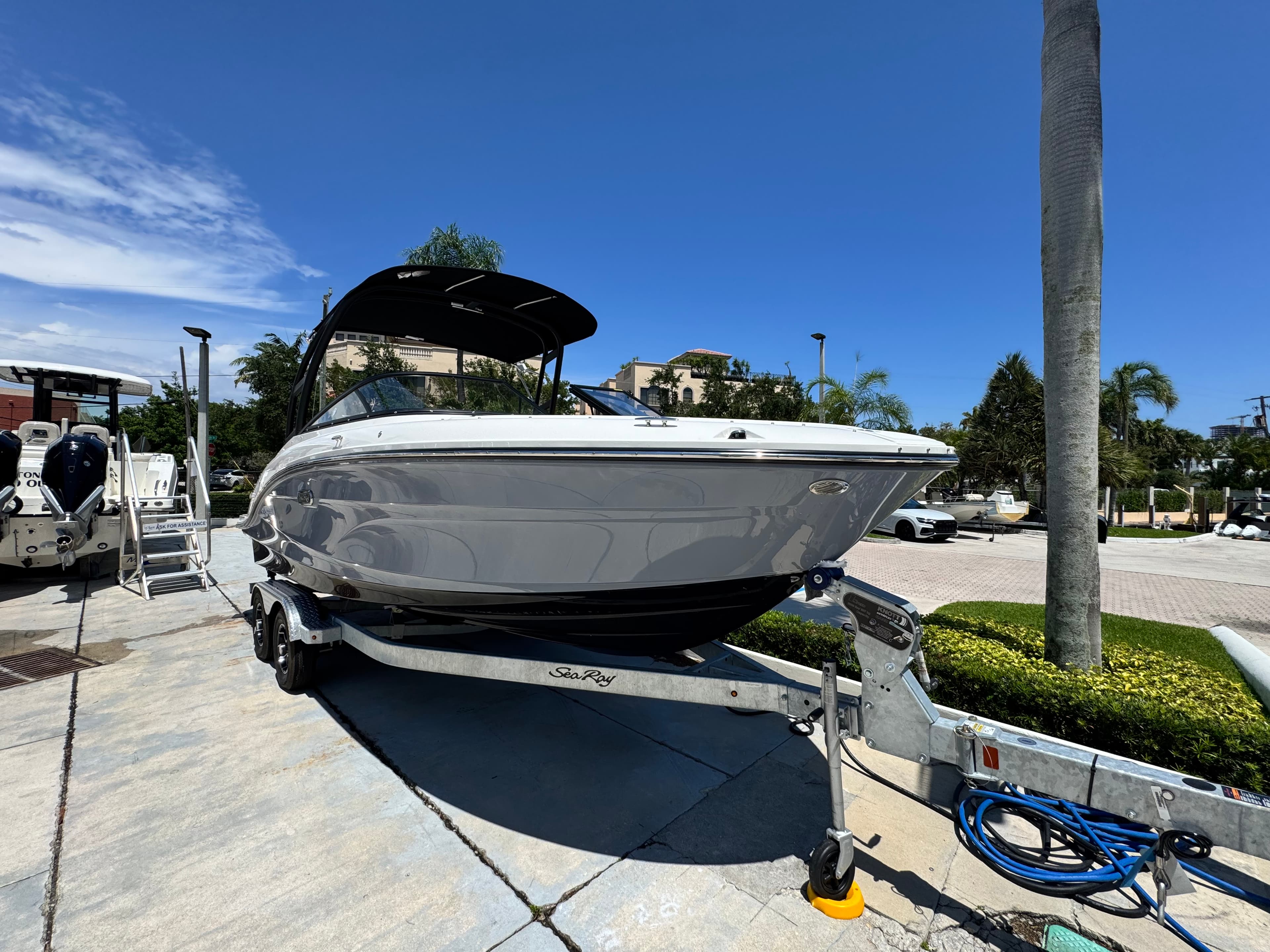 2026 Sea Ray SPX 210 Outboard for Sale in Pompano Beach, Florida Bowrider 2