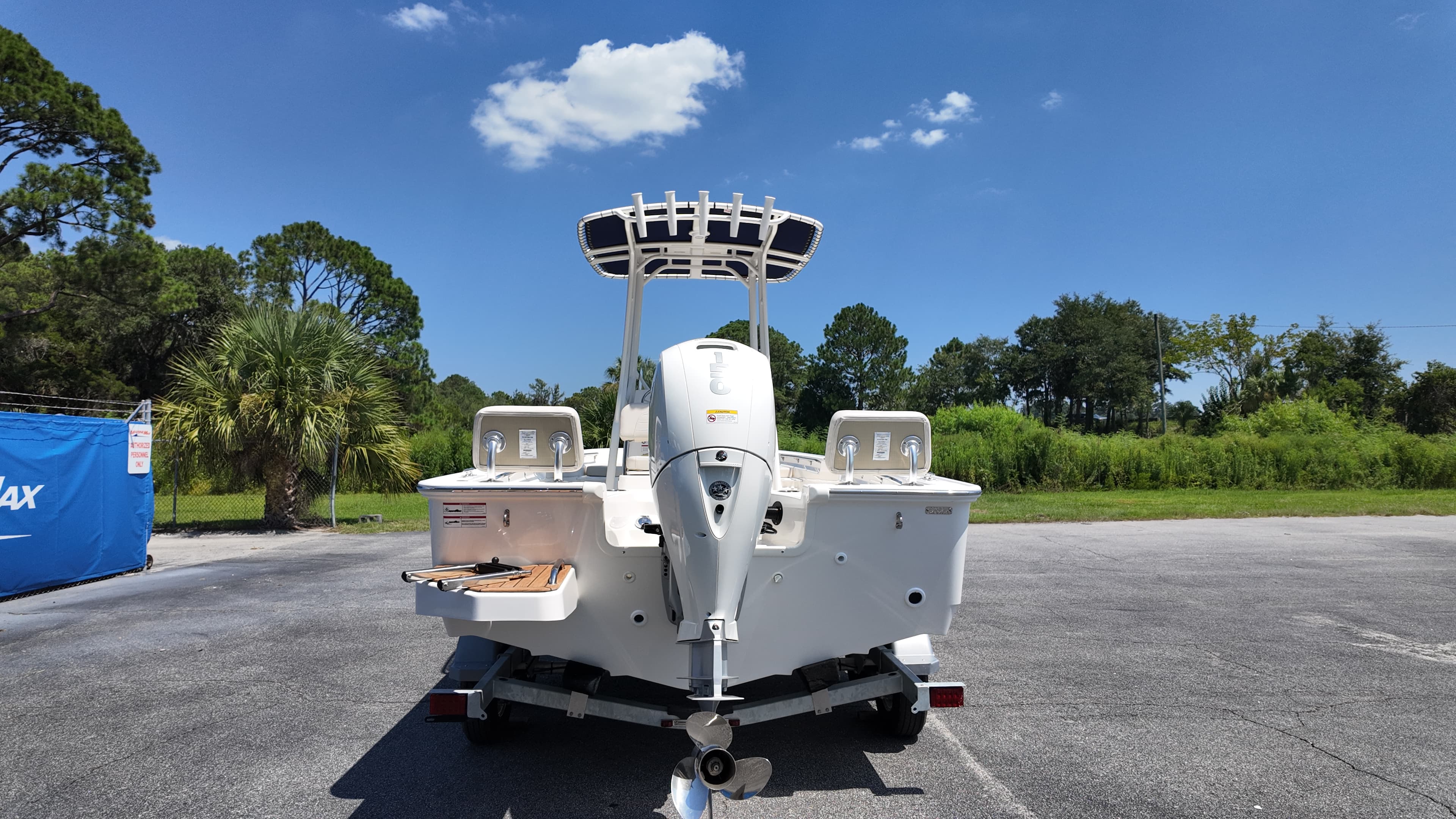 2027 Boston Whaler 190 Montauk for Sale in Thunderbolt, GA Center Console 3
