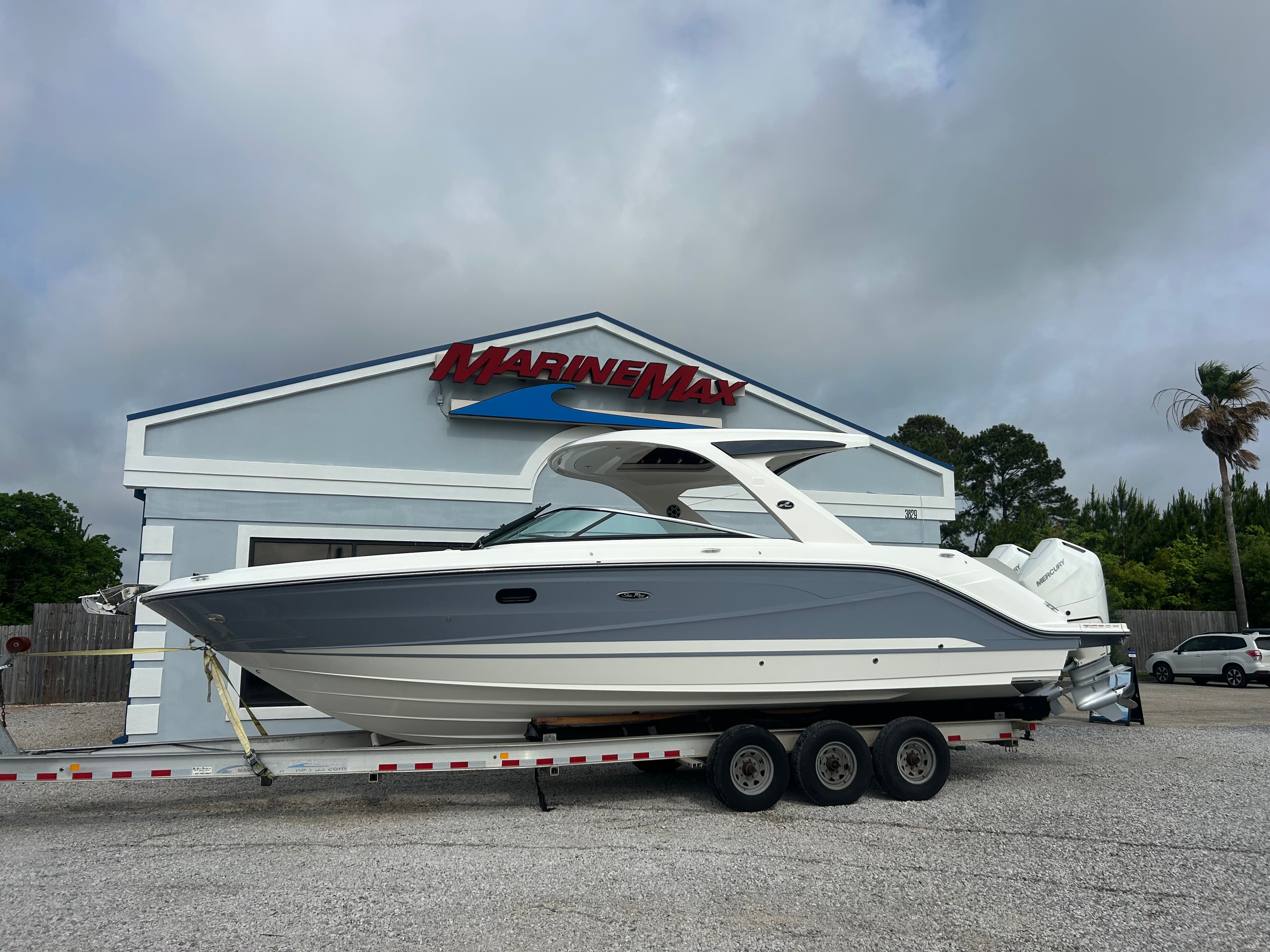 2026 Sea Ray SLX 310 Outboard for Sale in Gulf Shores, AL Bowrider 3