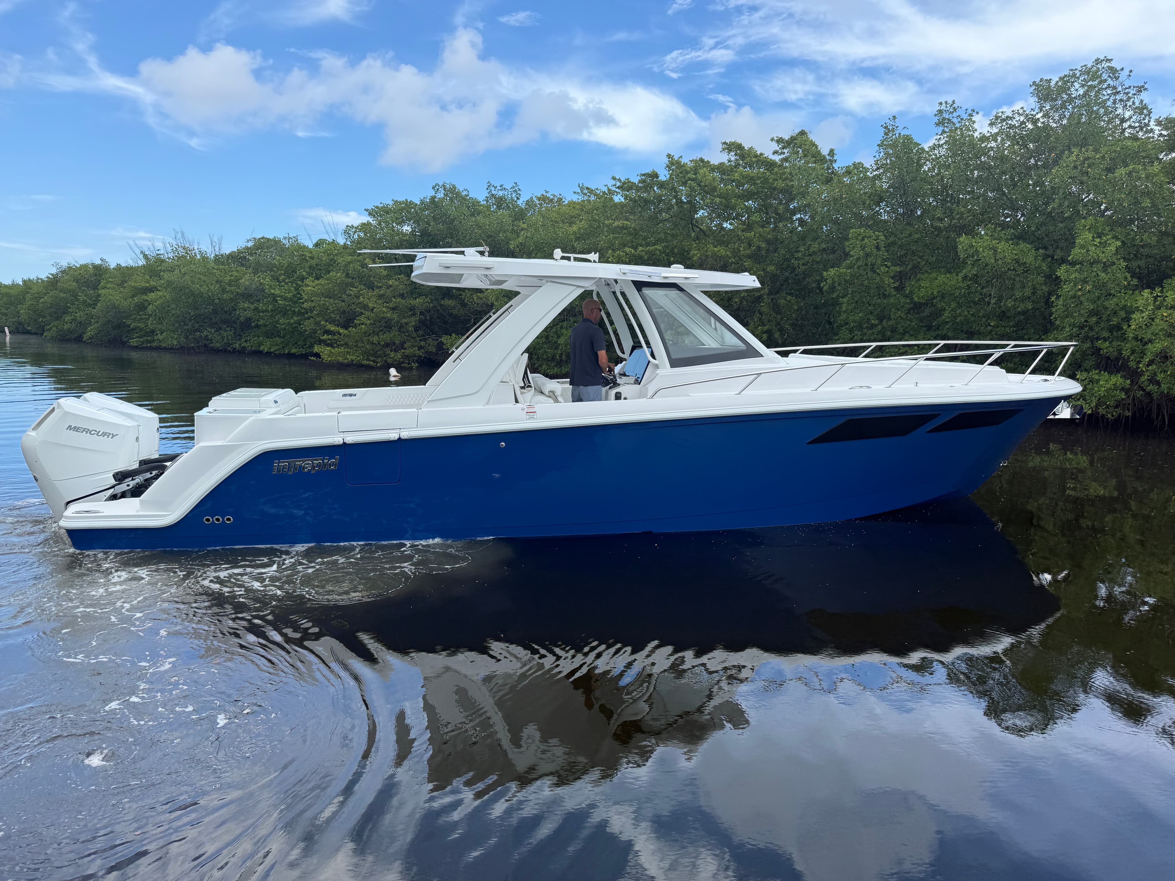 2026 Intrepid Powerboats 35 Valor for Sale in Dania, FL Center Console 2