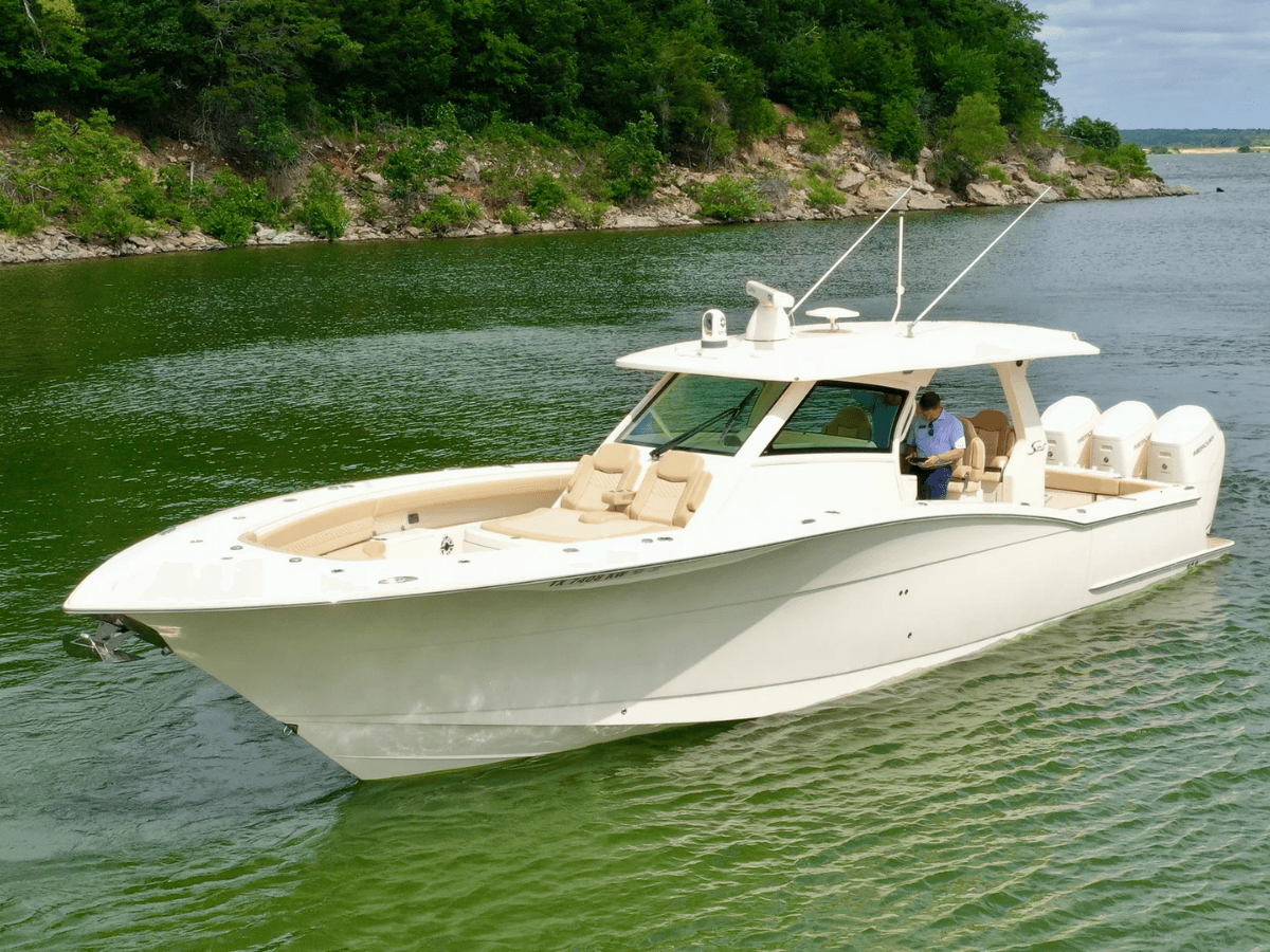 2023 Scout Boats 425 LXF for Sale in Pottsboro, TX Center Console 2