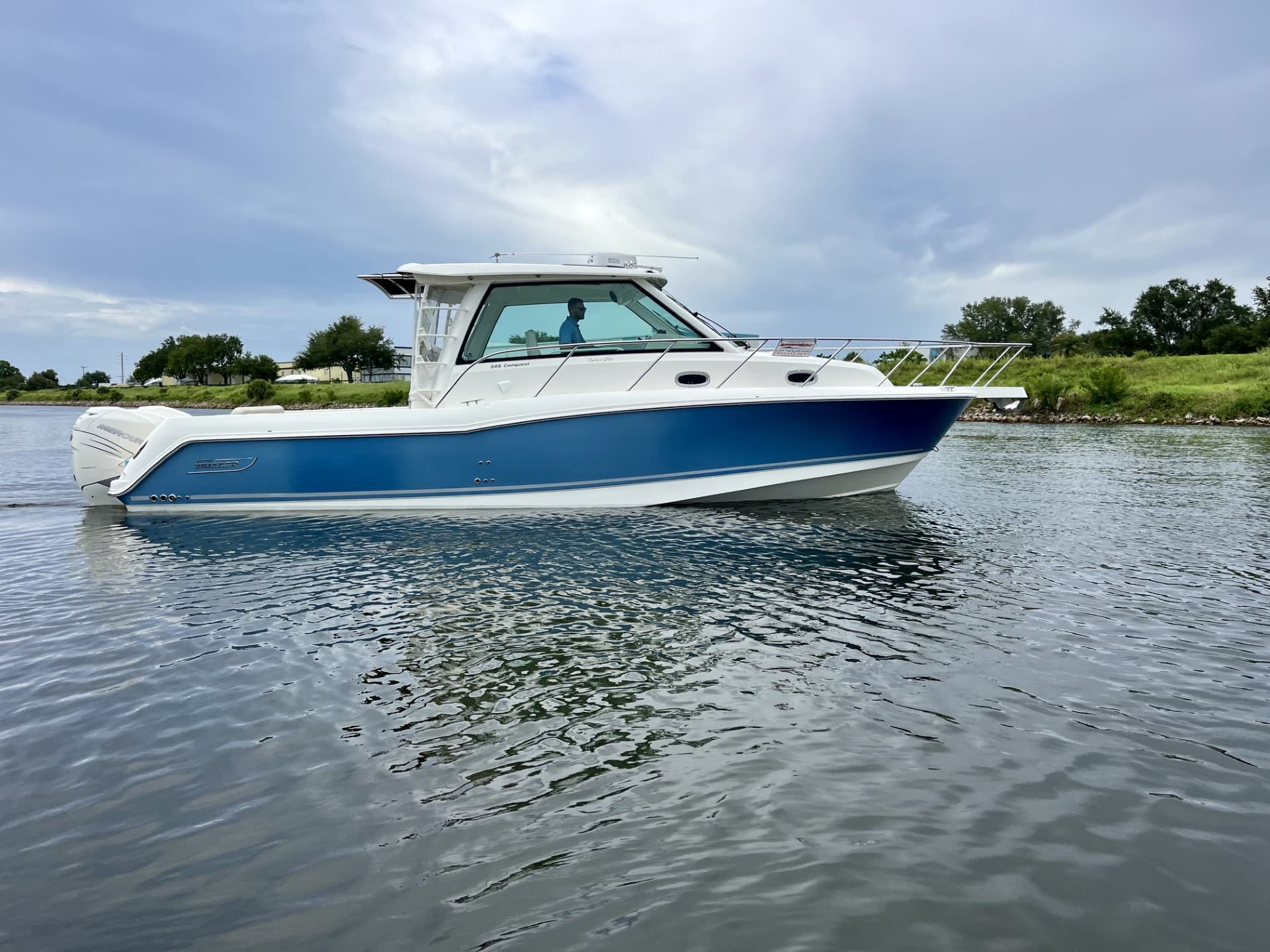 2019 Boston Whaler 345 Conquest for Sale in Venice, Florida Freshwater Fishing 2