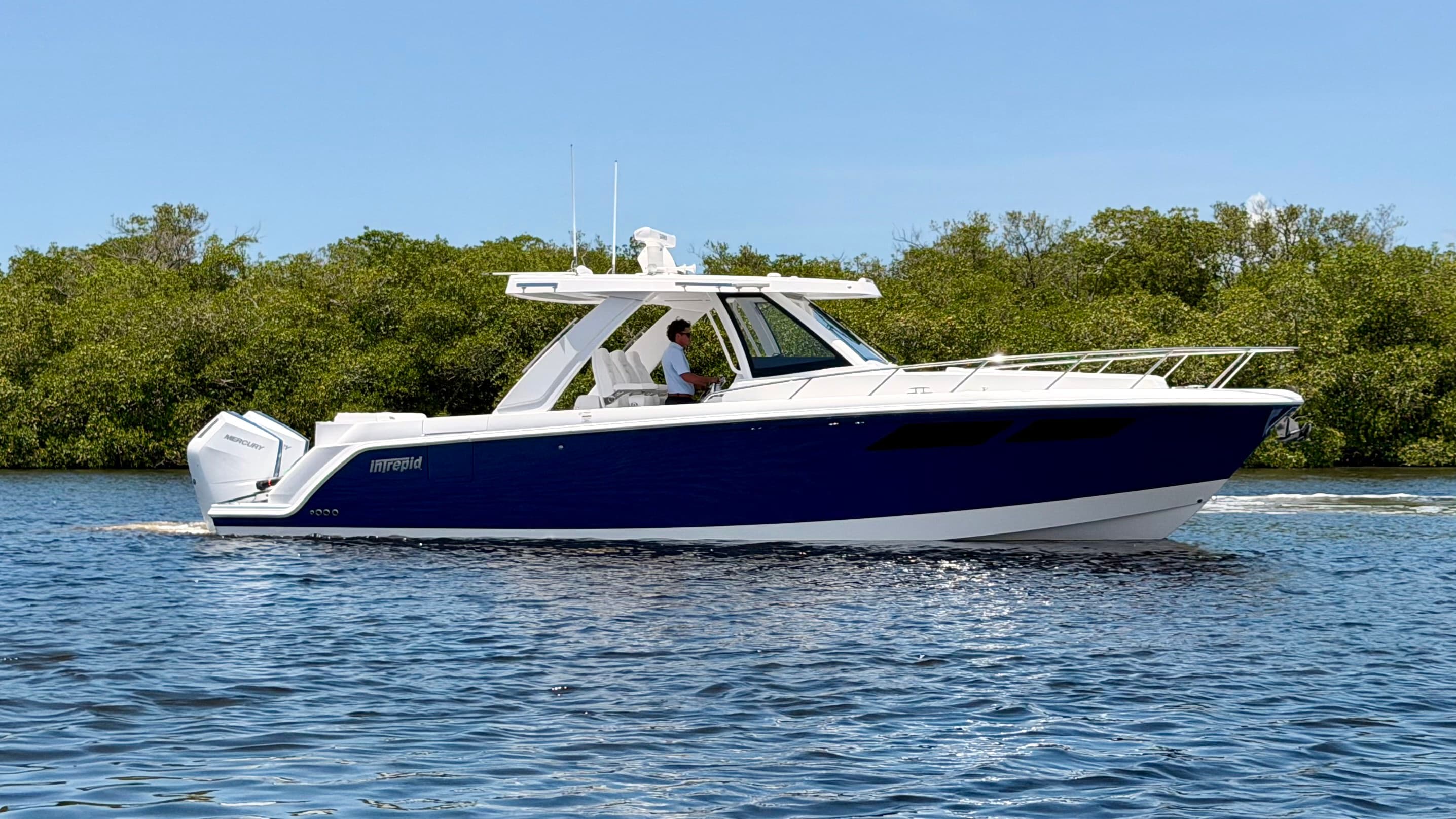 2026 Intrepid Powerboats 35 Valor for Sale in Fort Myers, FL Center Console