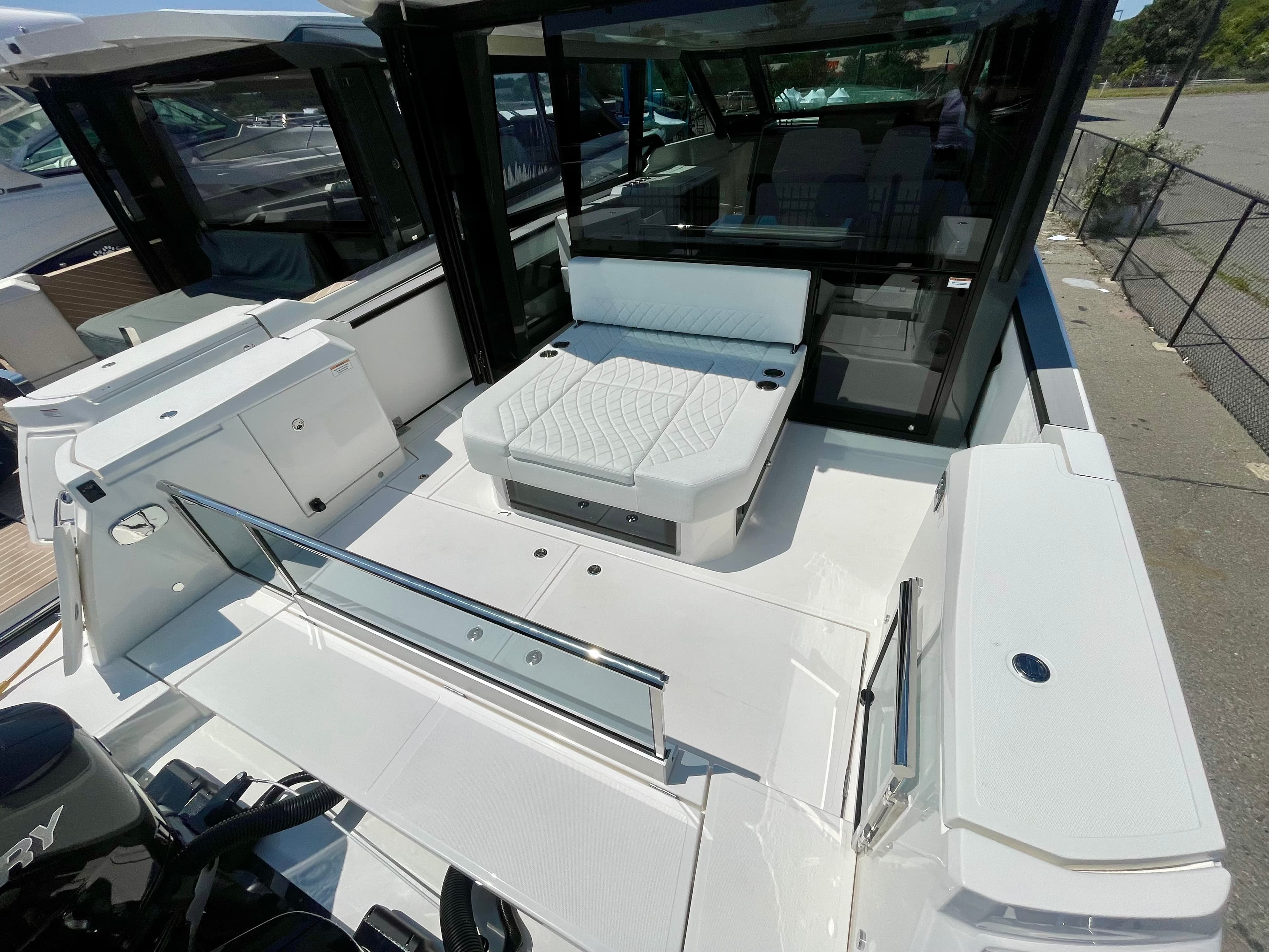 2027 Saxdor 400 GTC for Sale in Danvers, Massachusetts Motor Yacht 2