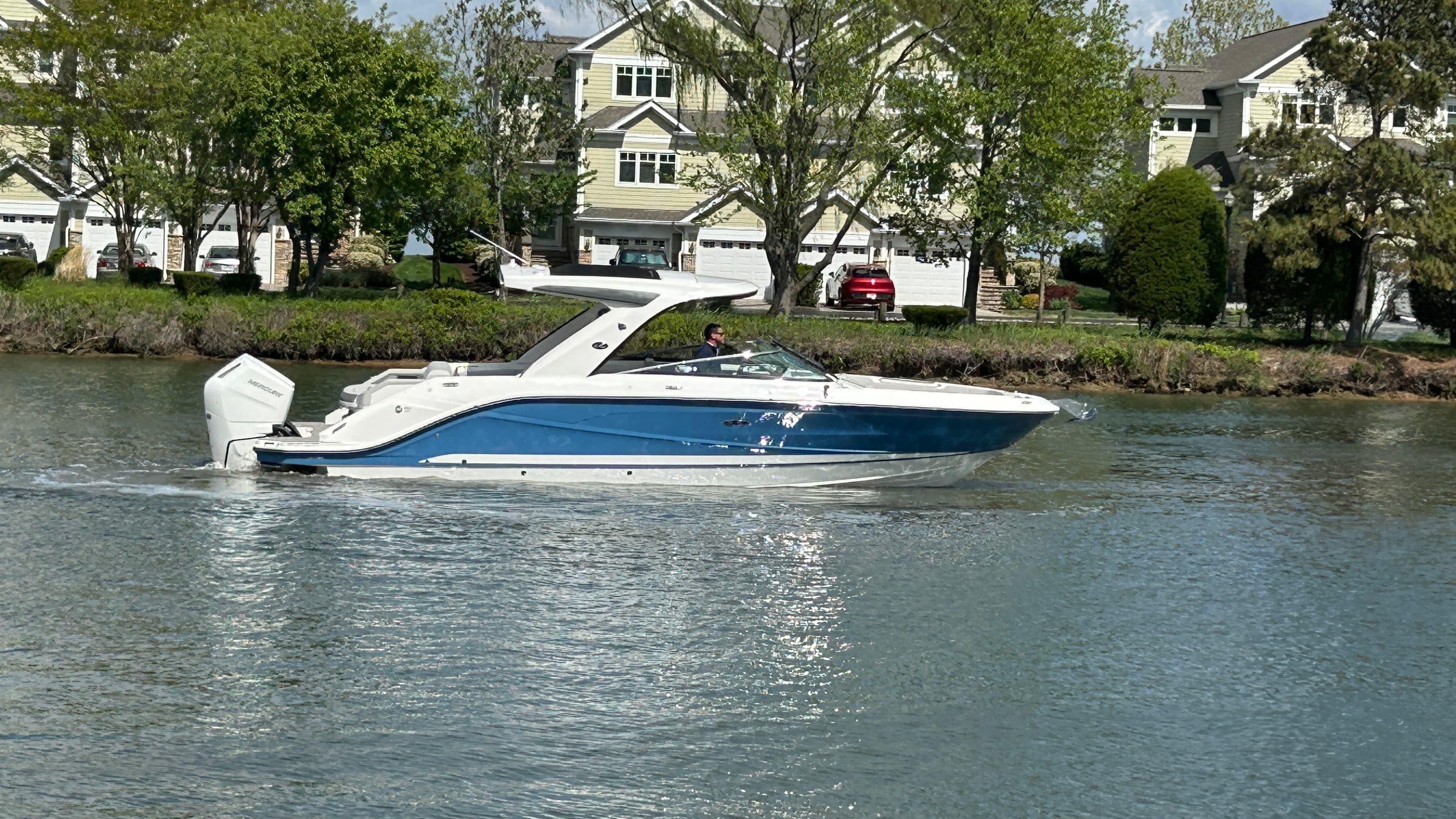 2026 Sea Ray SLX 310 Outboard for Sale in Grasonville, MD Bowrider