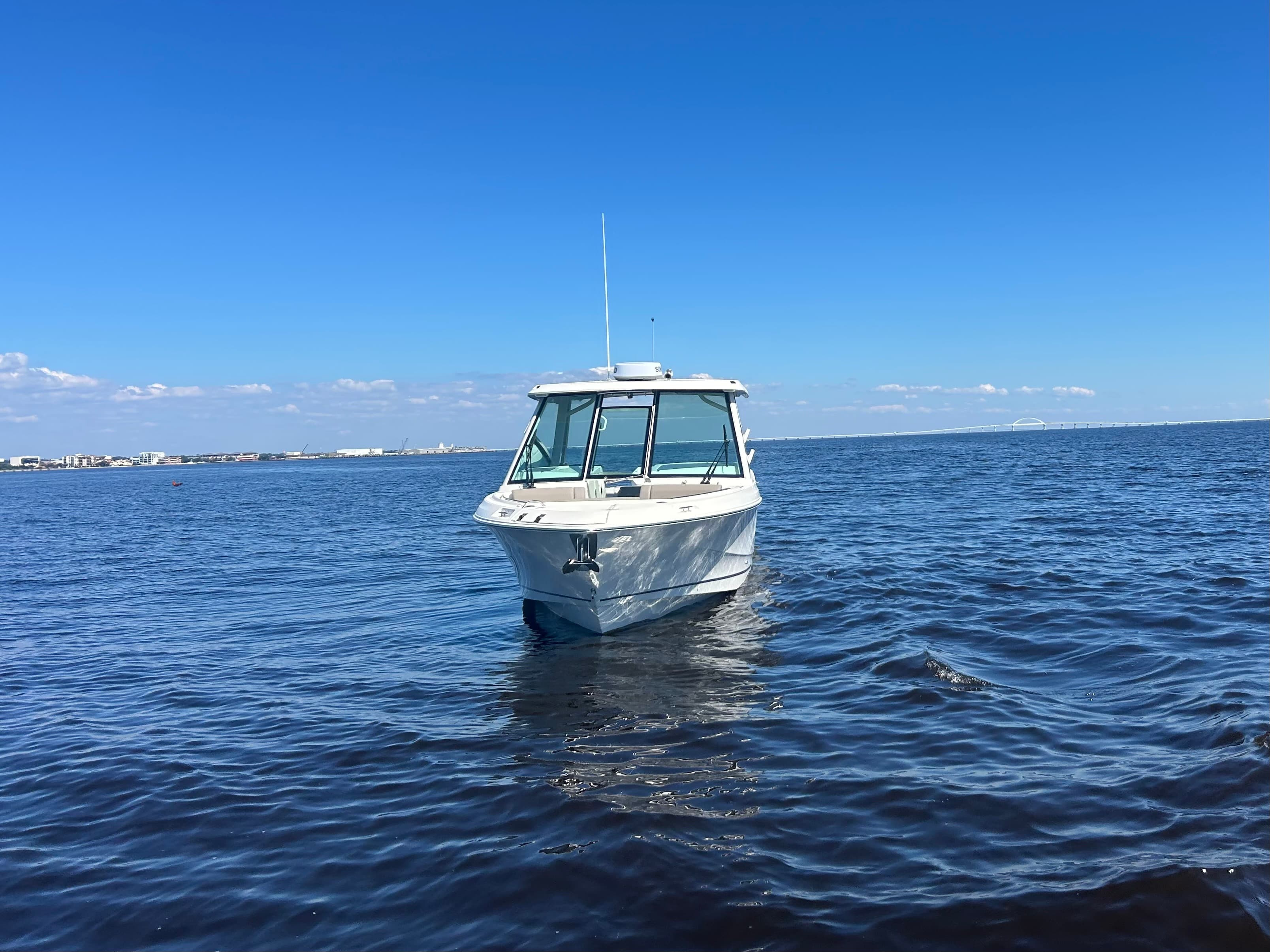 2027 Boston Whaler 330 Vantage for Sale in Pensacola, Florida Dual Console 3