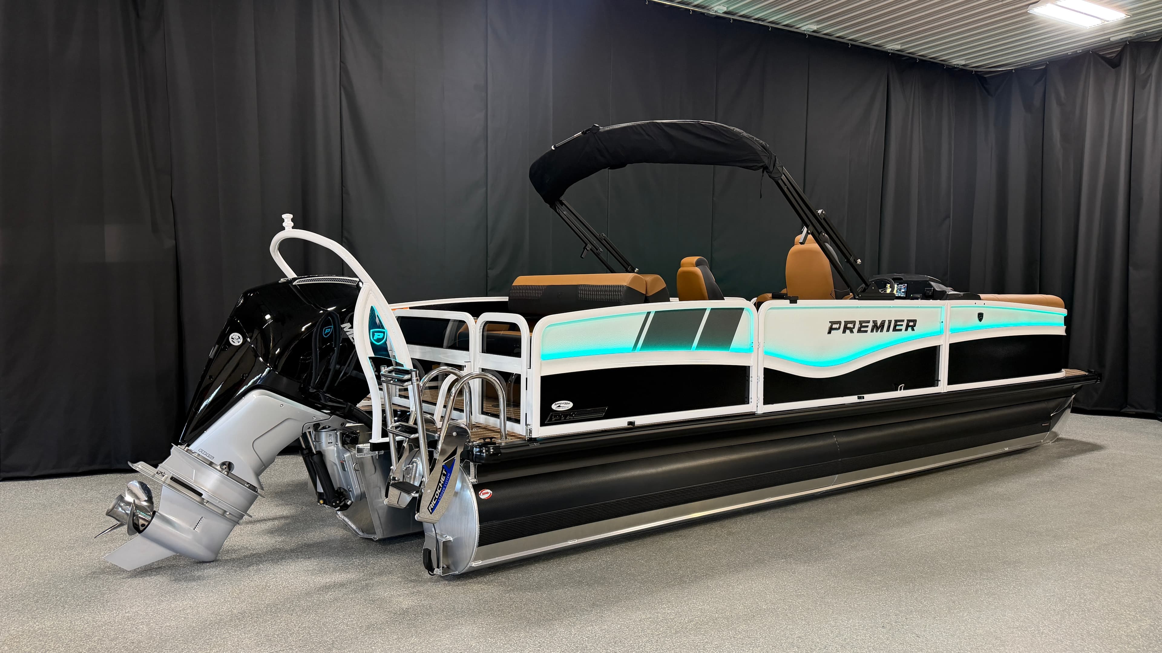 2027 Premier 250 Solaris for Sale in Nisswa, Minnesota Pontoon Boats 3