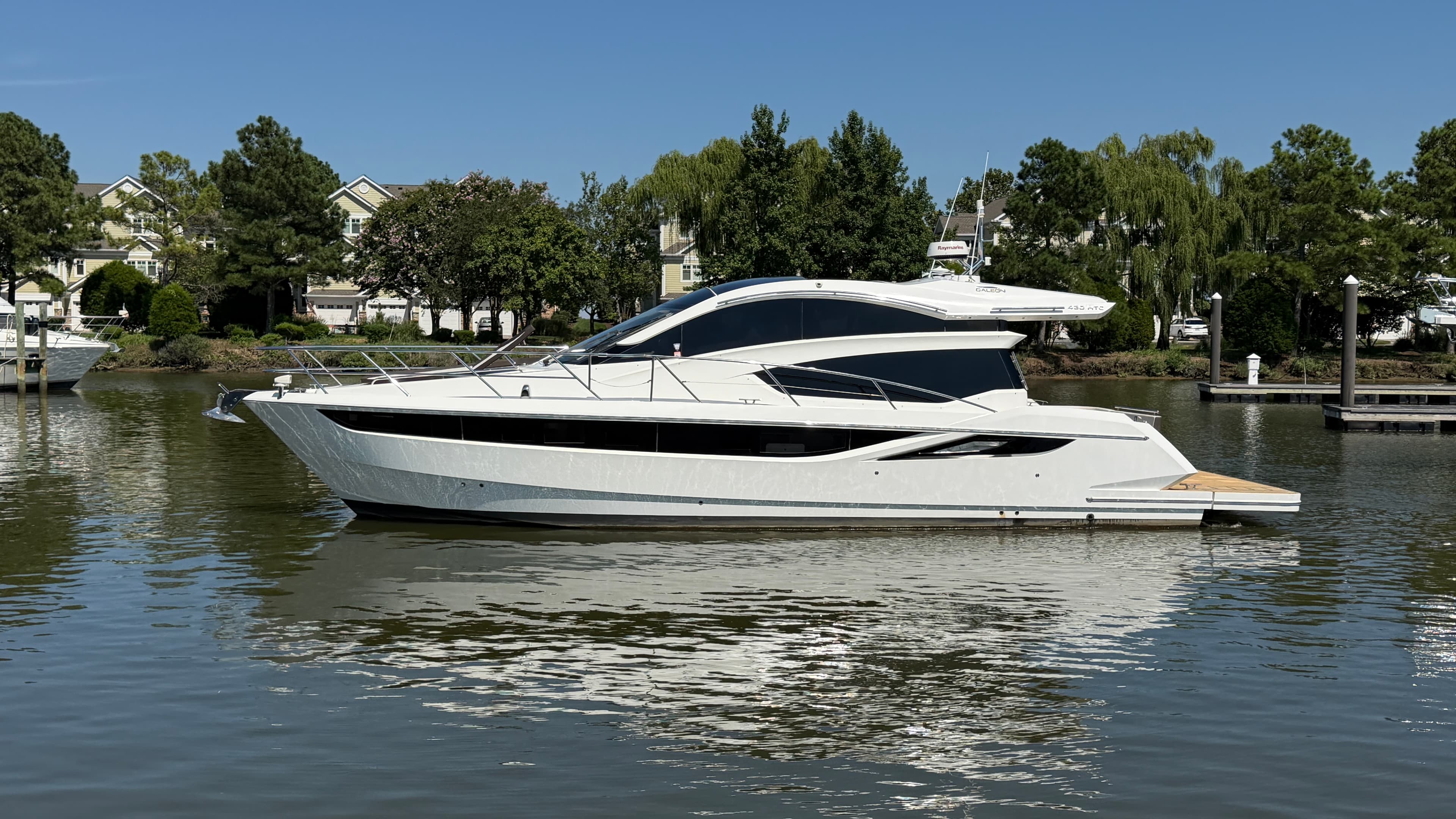 2018 Galeon Yachts 430 HTC for Sale in Grasonville, MD Sport Cruiser 5