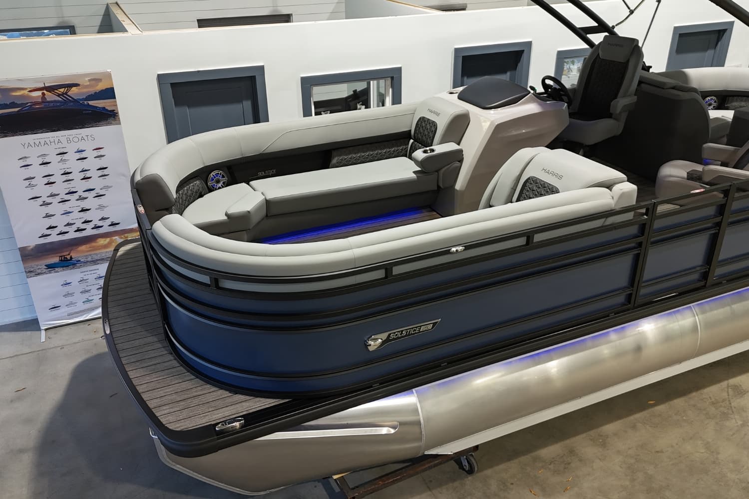 2025 Harris Solstice 250 for Sale in Cornelius, North Carolina Pontoon Boats 3