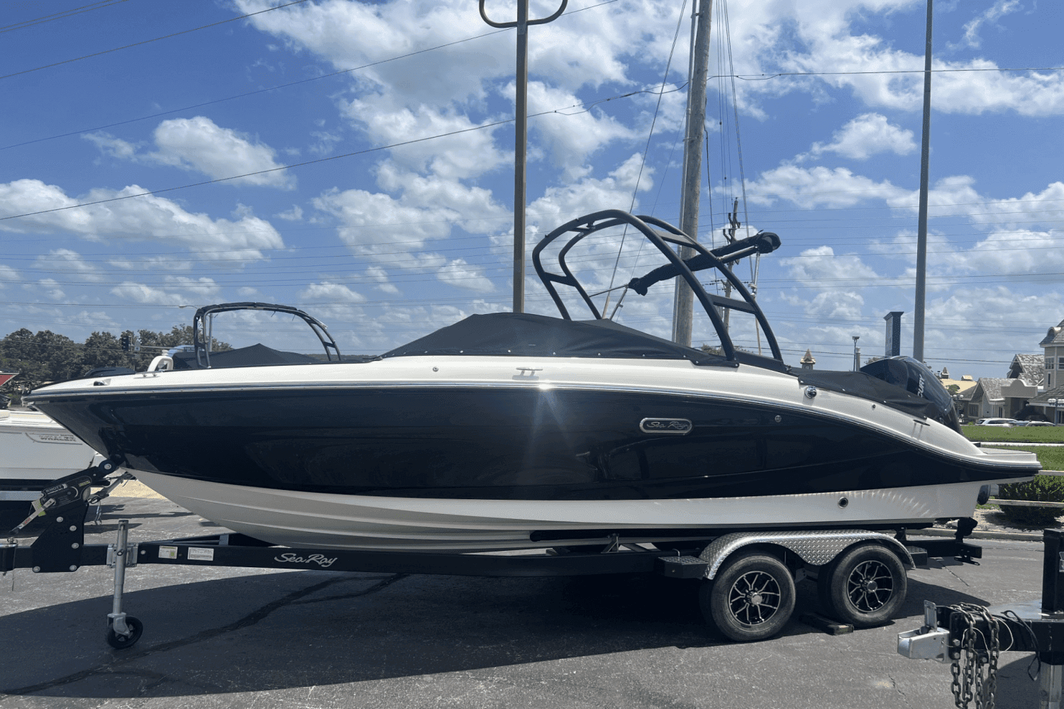 2025 Sea Ray SPX 210 Outboard for Sale in Osage Beach, MO Bowrider 4