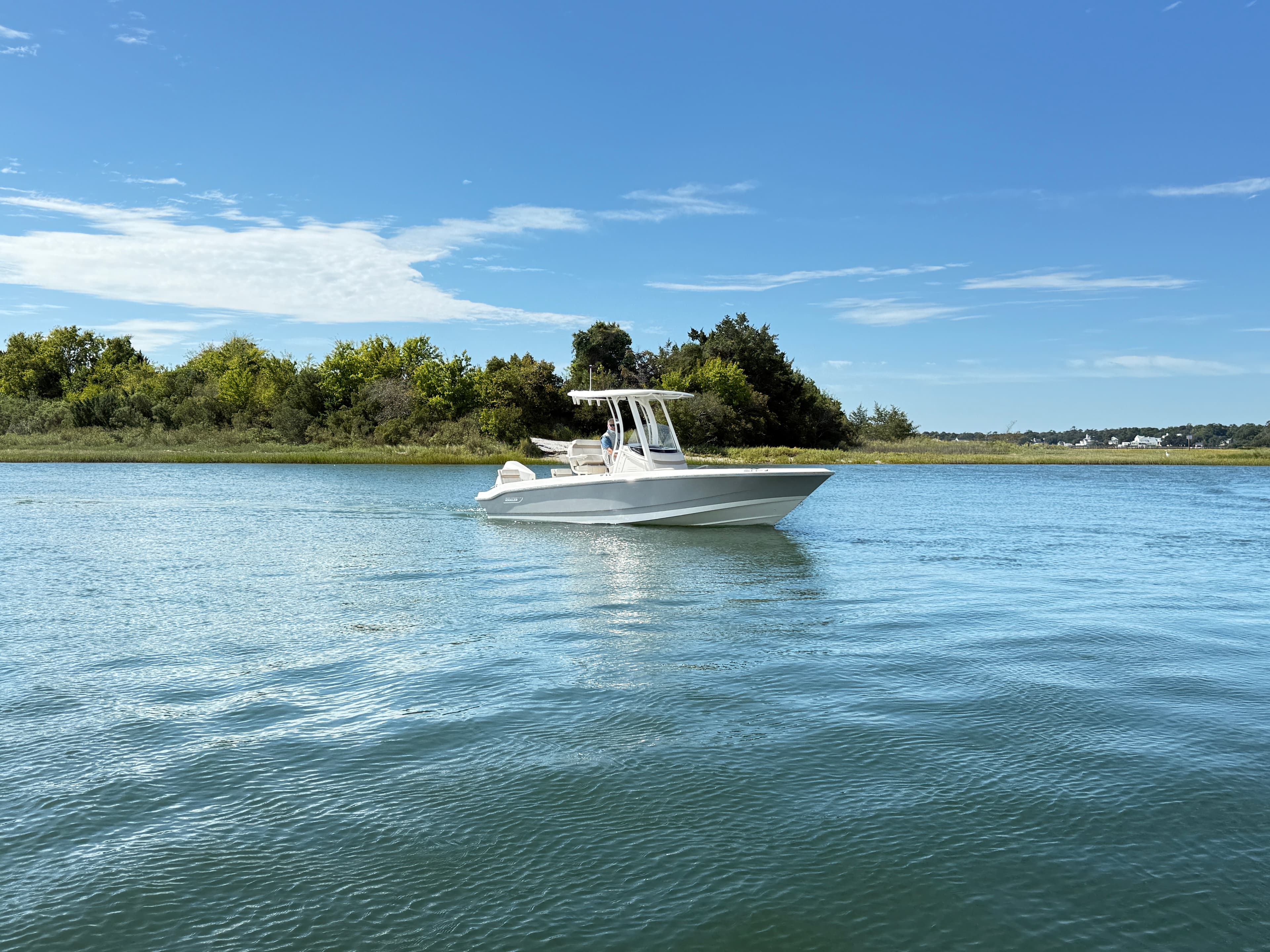 2027 Boston Whaler 220 Dauntless for Sale in Wrightsville Beach, North Carolina Center Console 2