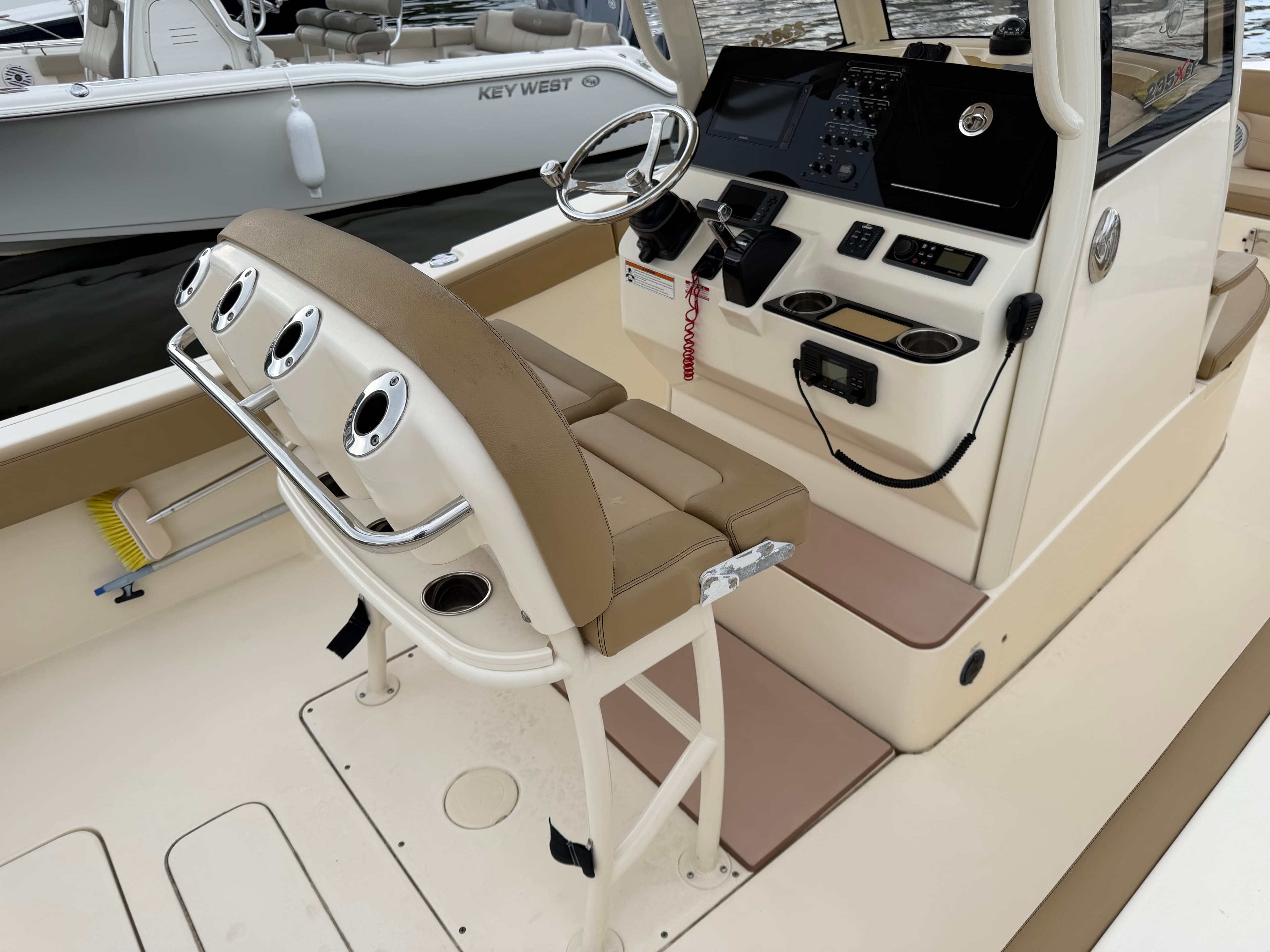 2018 Scout Boats 235 XSF for Sale in Quincy, MA Center Console 5
