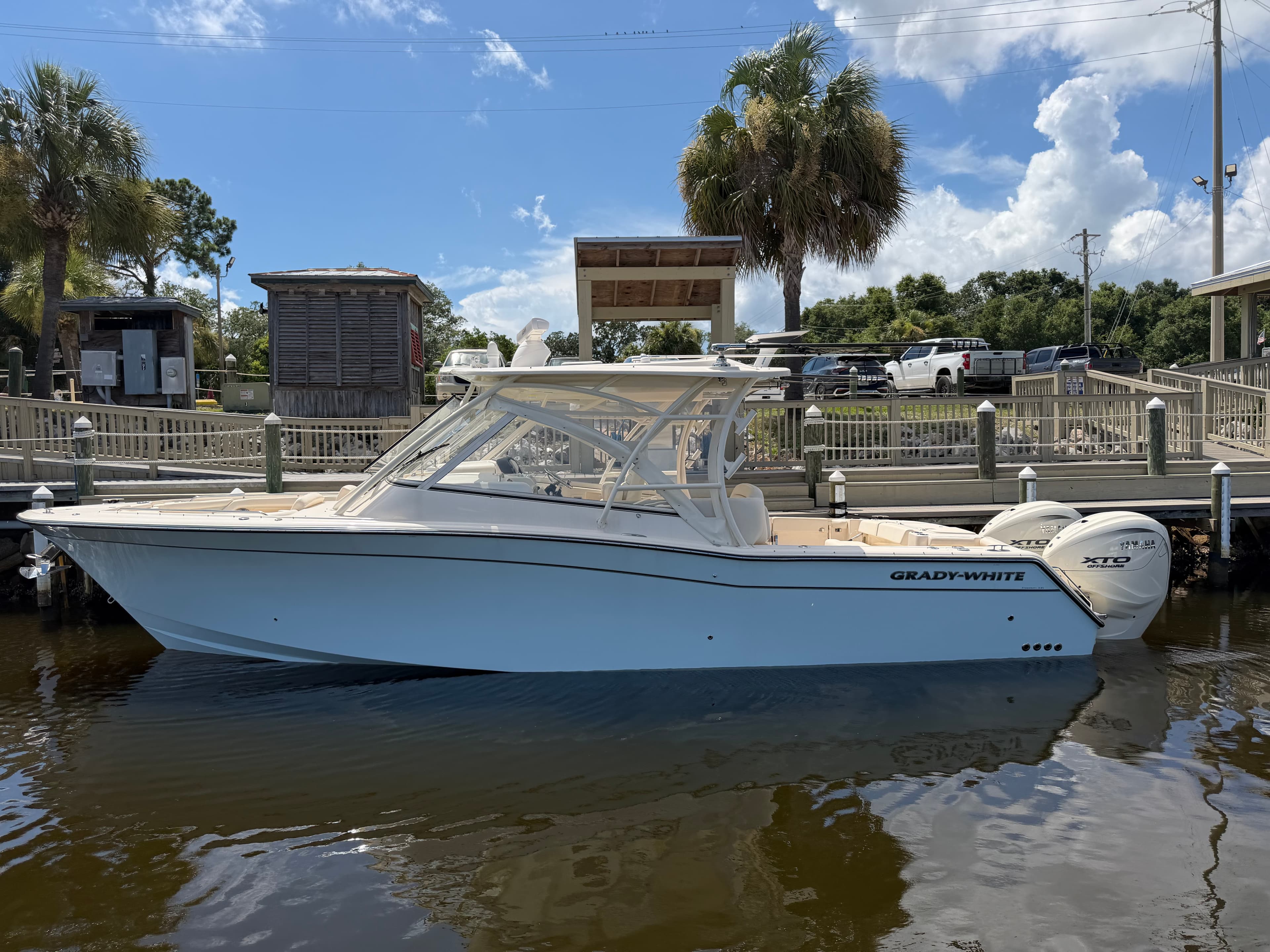 2024 Grady-White Boats Freedom 335 for Sale in Pensacola, Florida Dual Console 3