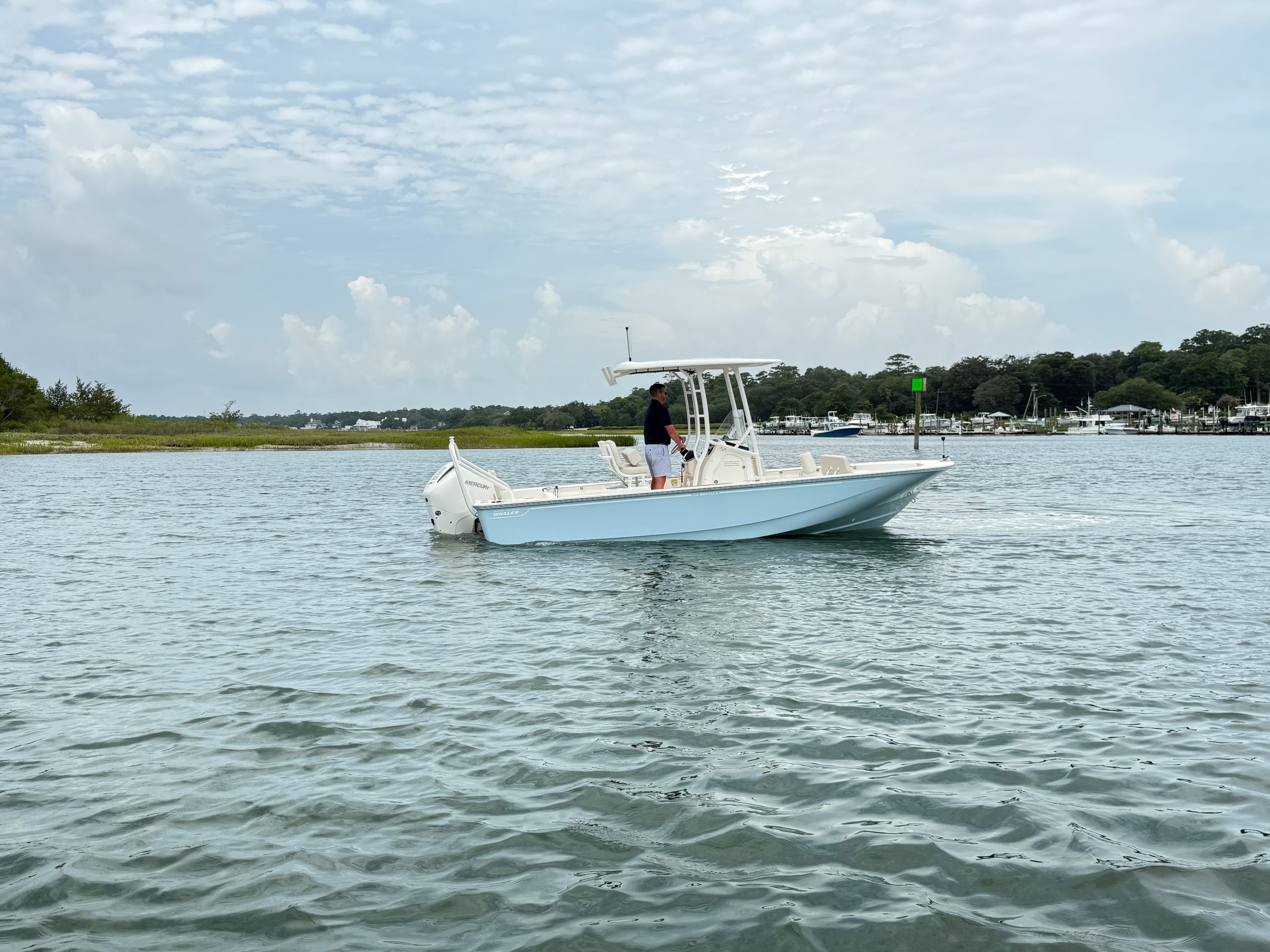 2027 Boston Whaler 210 Montauk for Sale in Wrightsville Beach, North Carolina Center Console