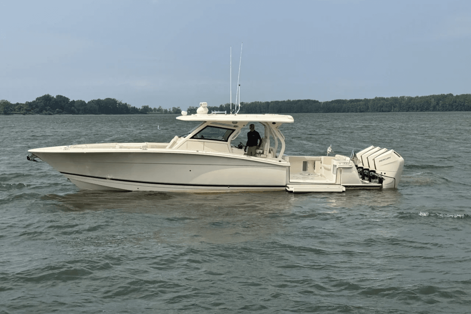 2025 Scout Boats 400 LXF for Sale in Stuart, Florida Center Console 4