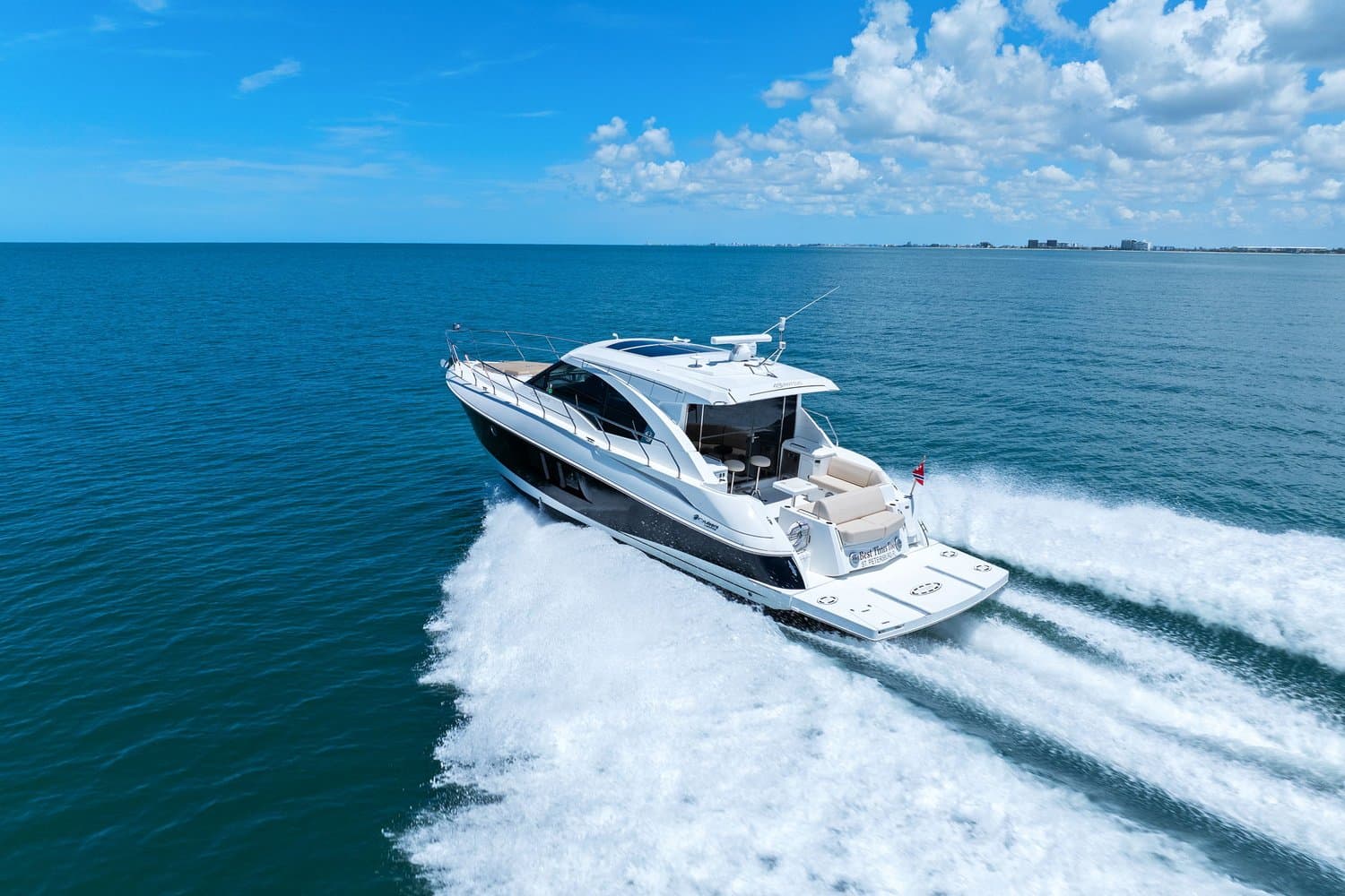2014 Cruisers Yachts 45 Cantius for Sale in St Petersburg, FL Express Cruiser