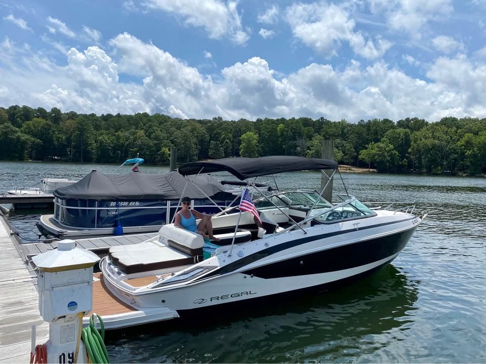 2017 Regal 2550 for Sale in Lake Wylie, SC Cuddy Cabin