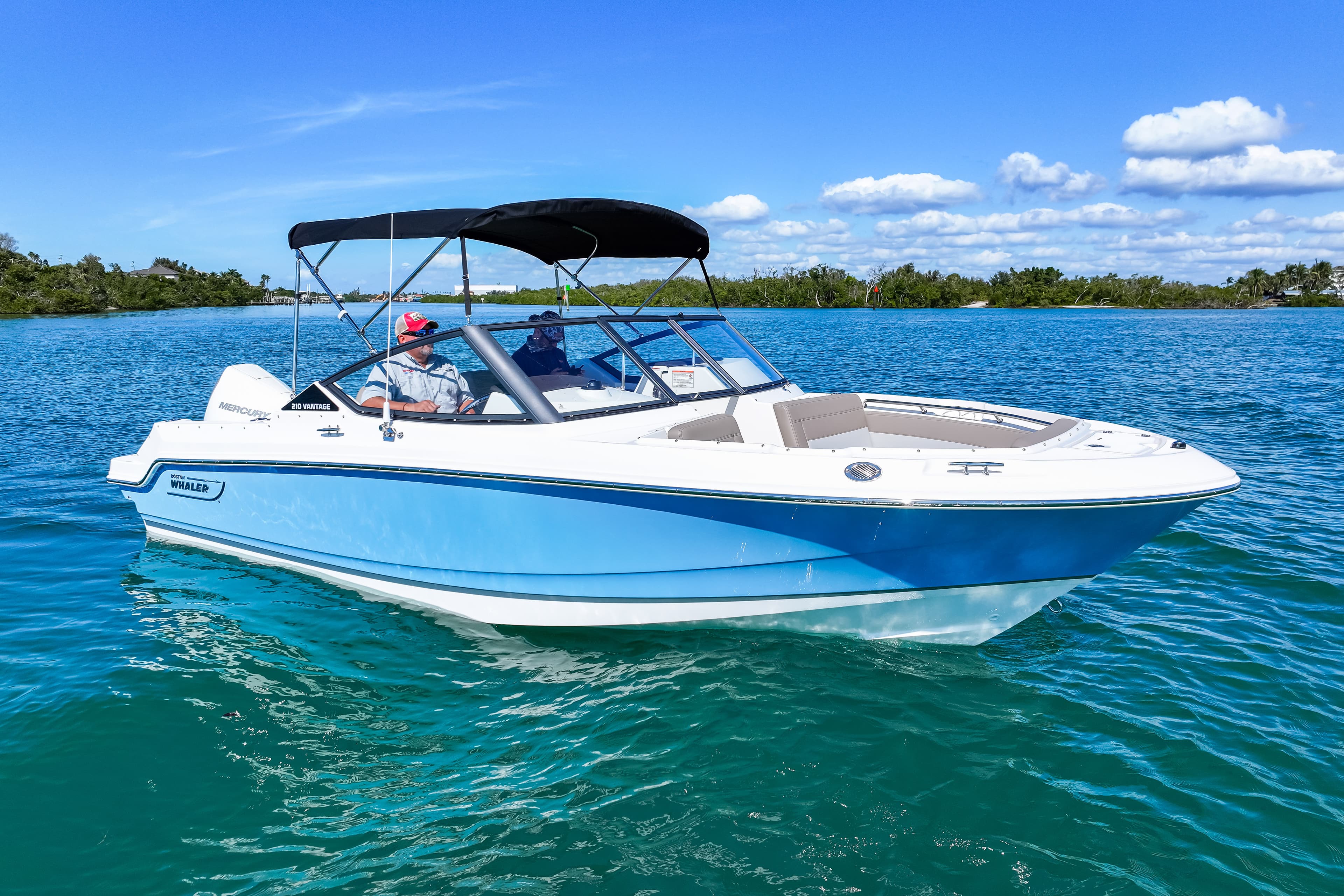 2026 Boston Whaler 210 Vantage for Sale in Venice, Florida Bowrider 3
