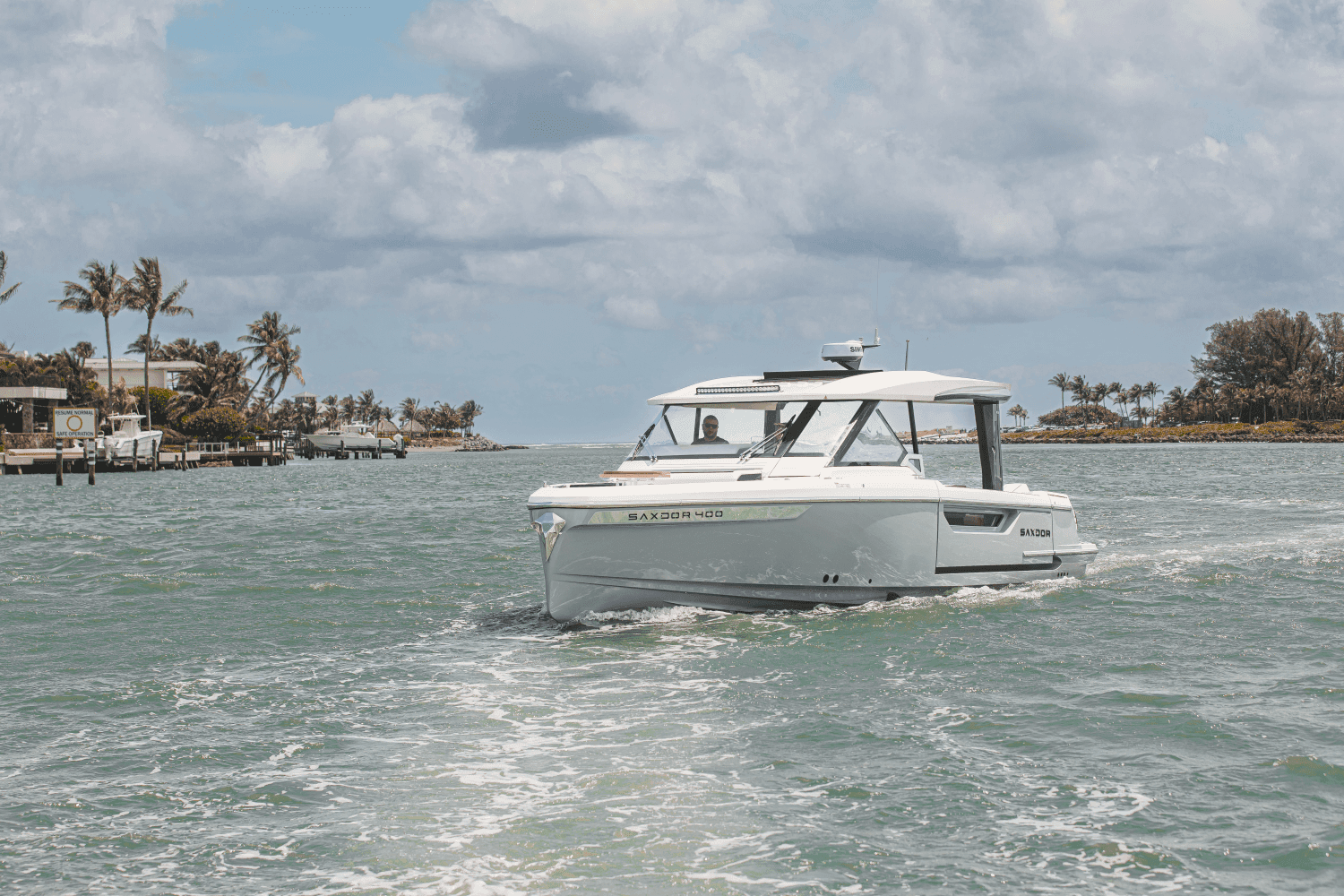 2024 Saxdor 400 GTO for Sale in Norwalk, Connecticut Express Cruiser 3