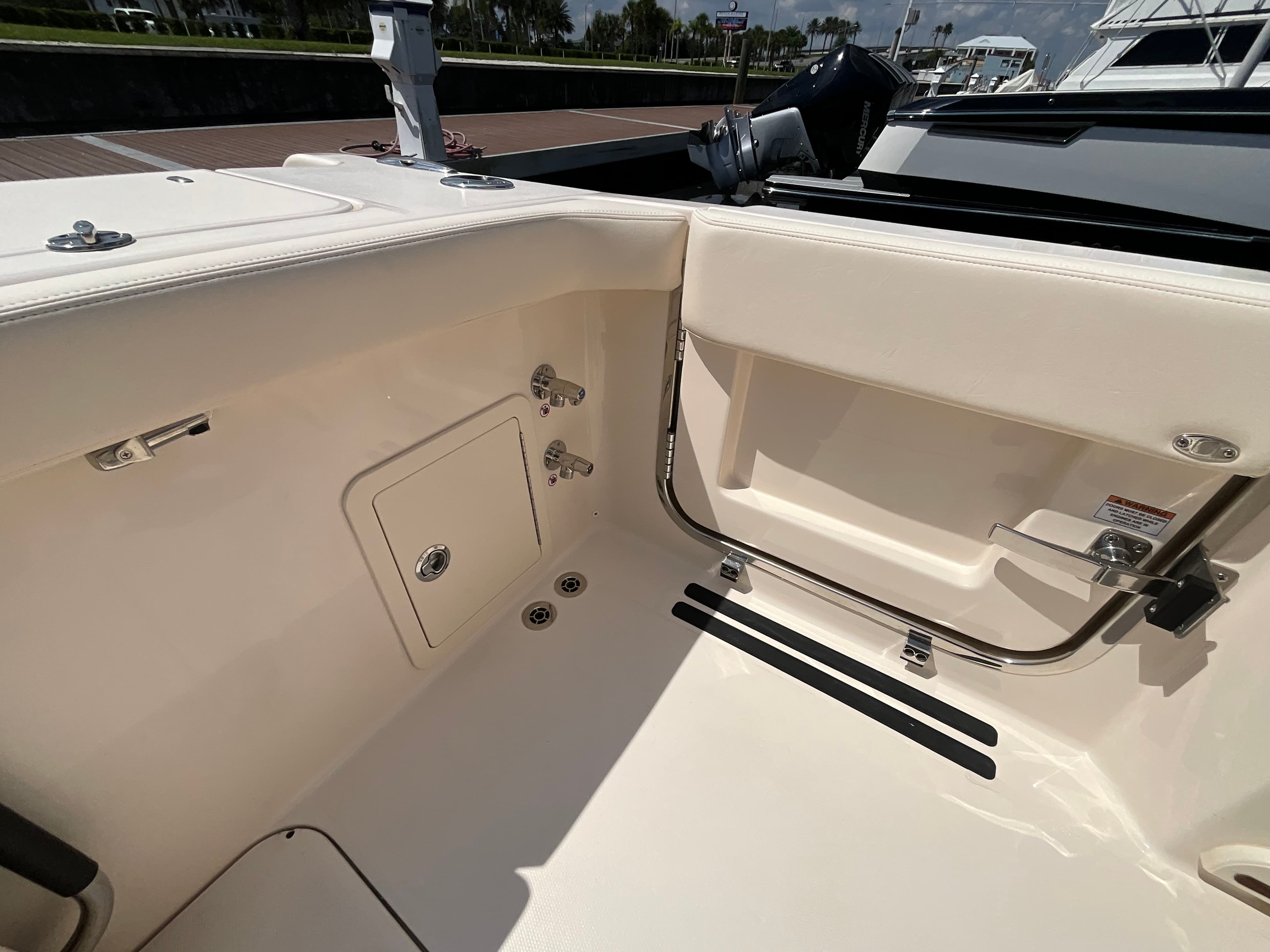 2027 Grady-White Boats Canyon 306 for Sale in Jacksonville Beach, Florida Center Console 4