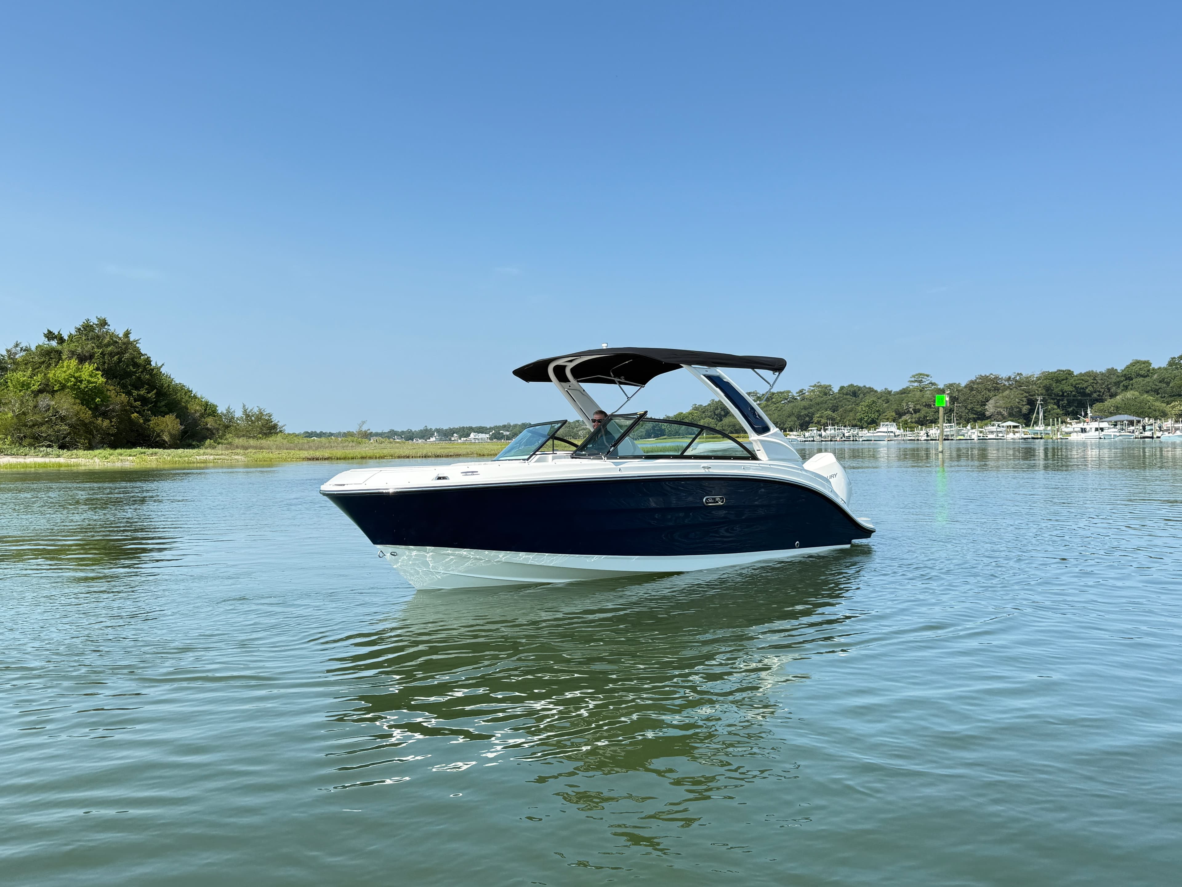 2027 Sea Ray SDX 230 Outboard for Sale in Wrightsville Beach, North Carolina Bowrider 5