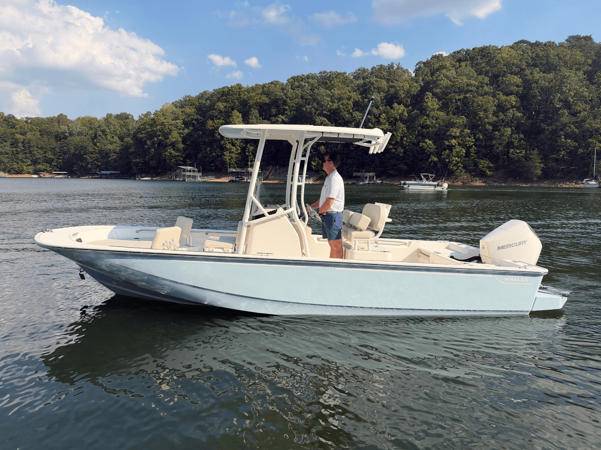 2027 Boston Whaler 210 Montauk for Sale in Cumming, GA Center Console