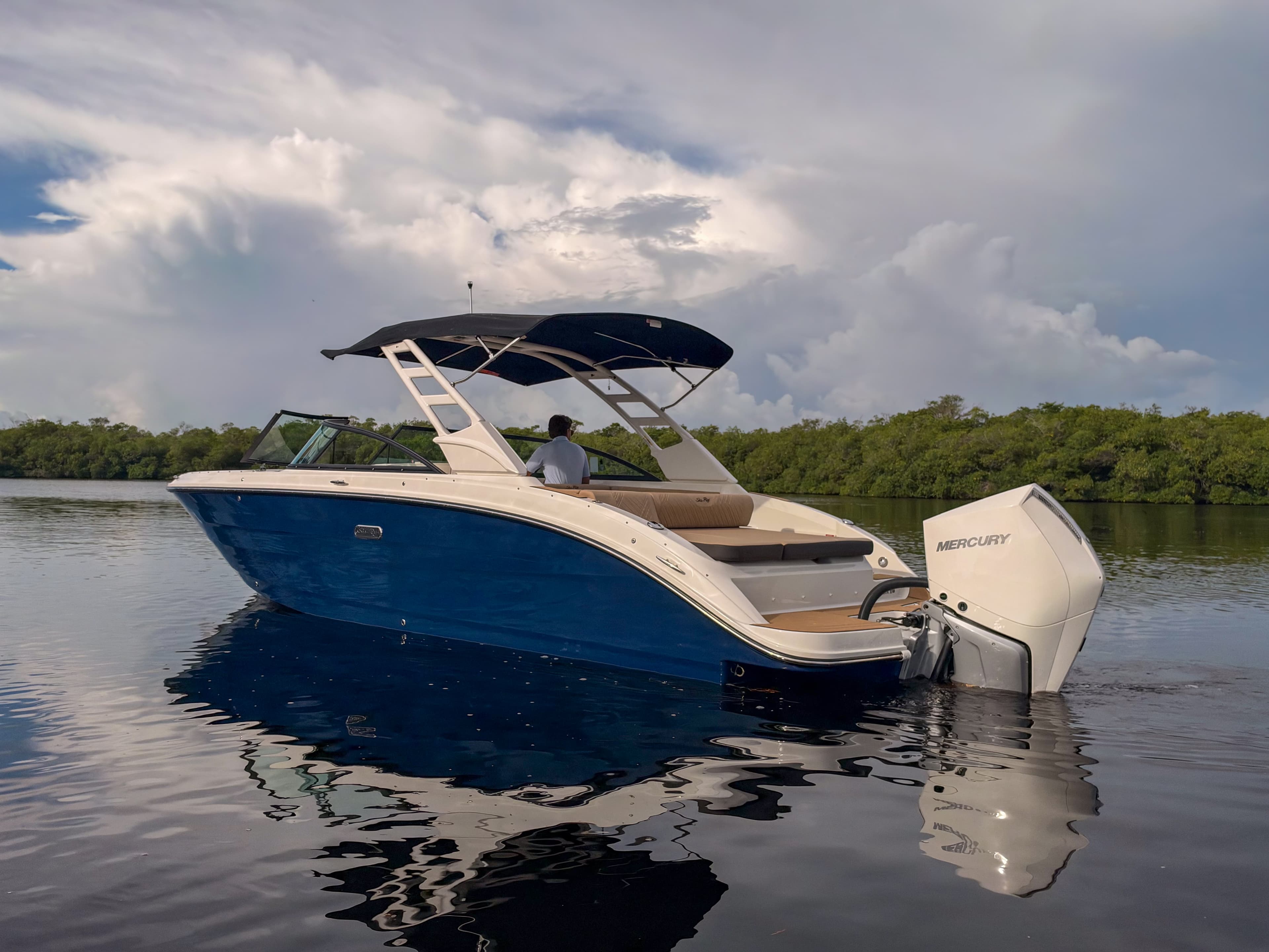 2027 Sea Ray SDX 270 Outboard for Sale in Fort Myers, FL Bowrider 4