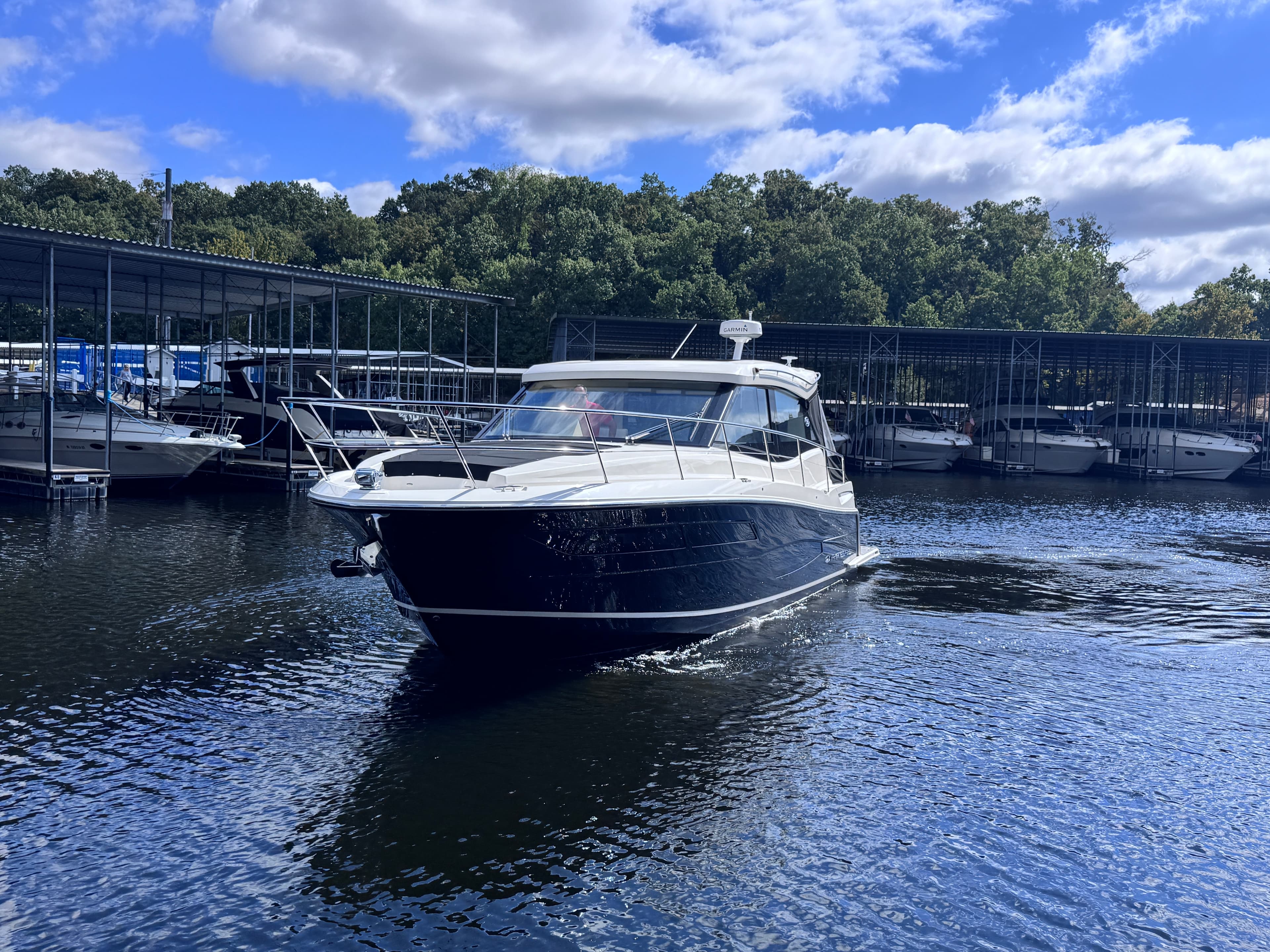 2024 Regal 38 Grande Coupe for Sale in Lake Ozark, MO Motor Yacht 5